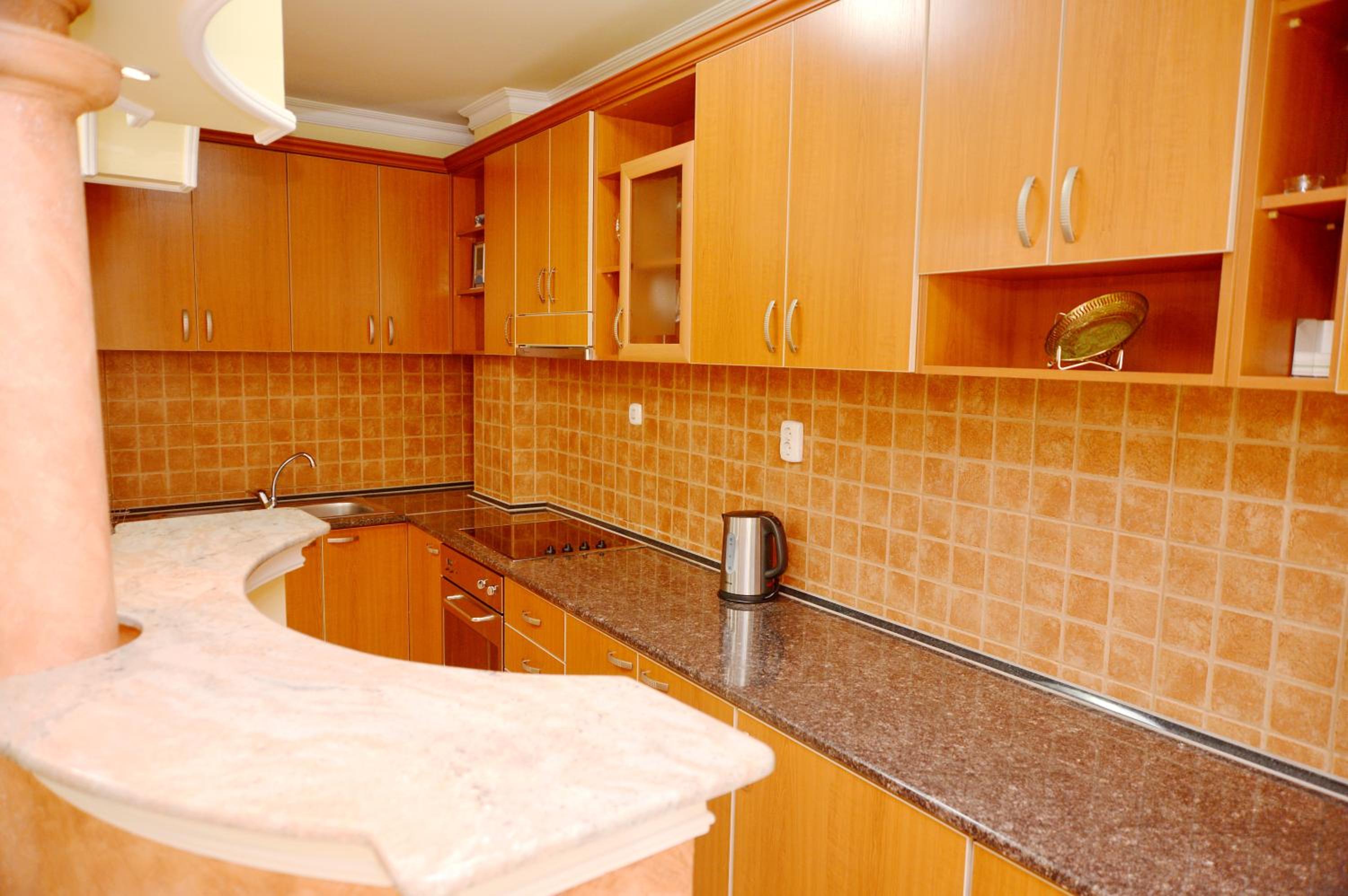 One-Bedroom Apartment - Photo 8