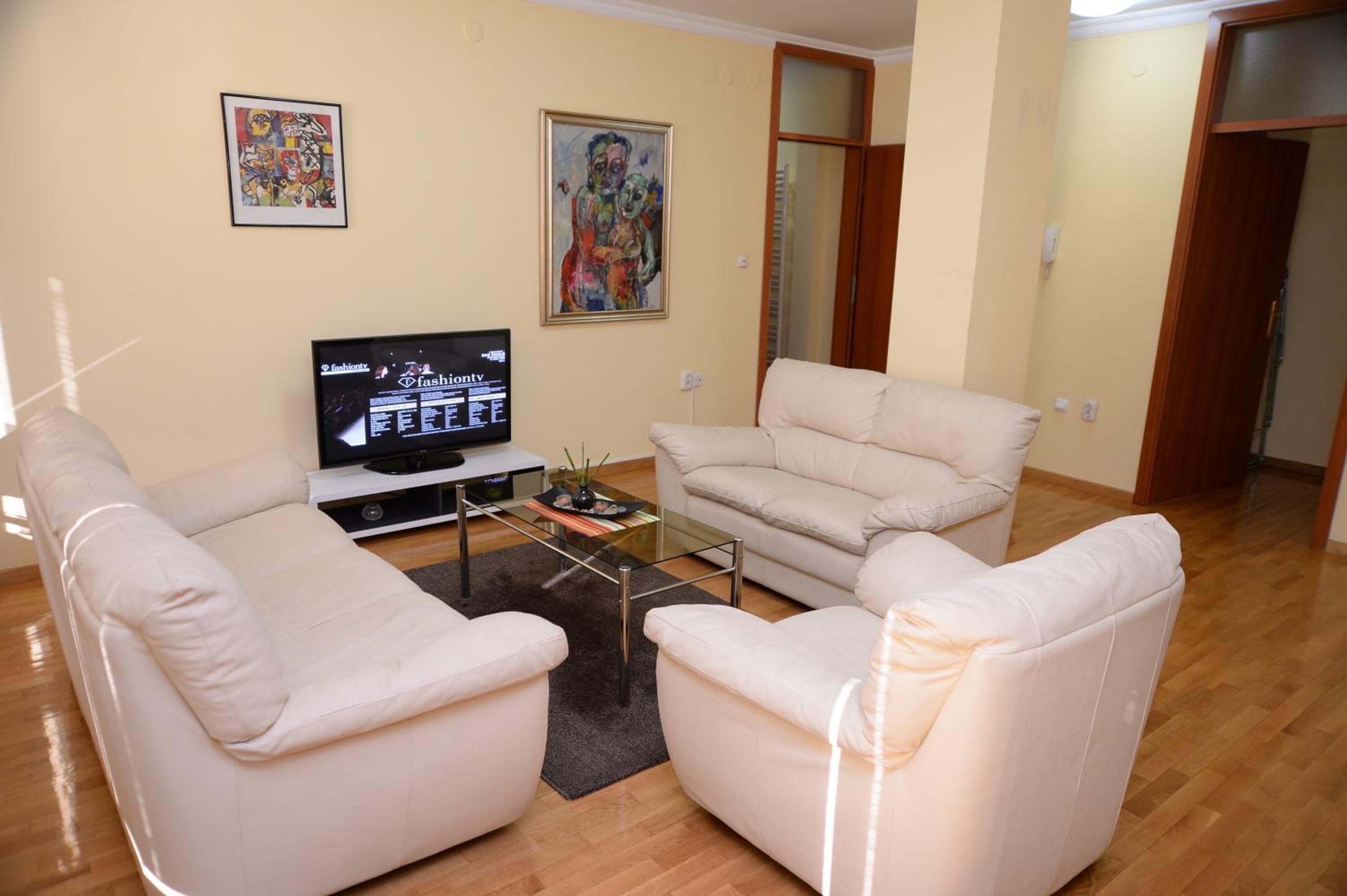 One-Bedroom Apartment - Photo 30