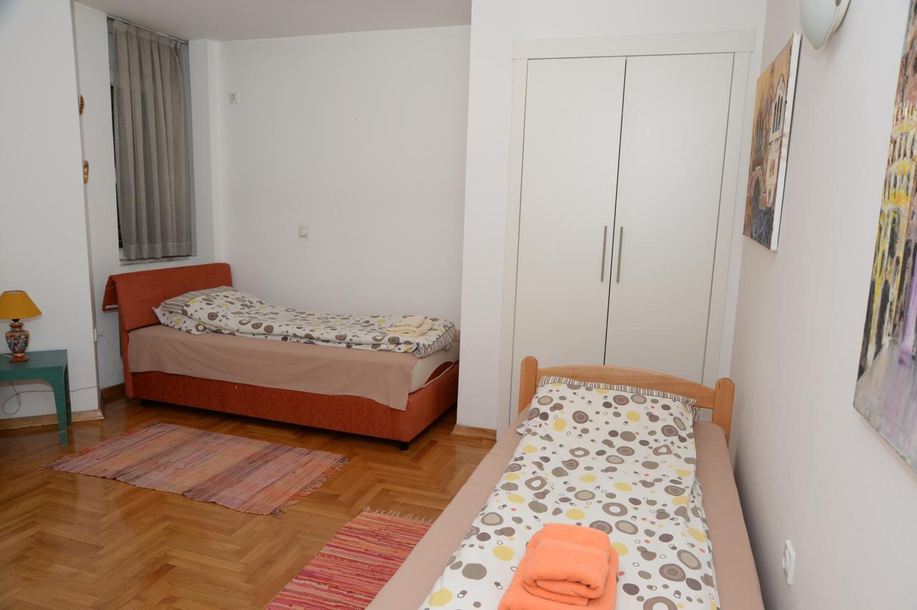 Two-Bedroom Apartment - Photo 23