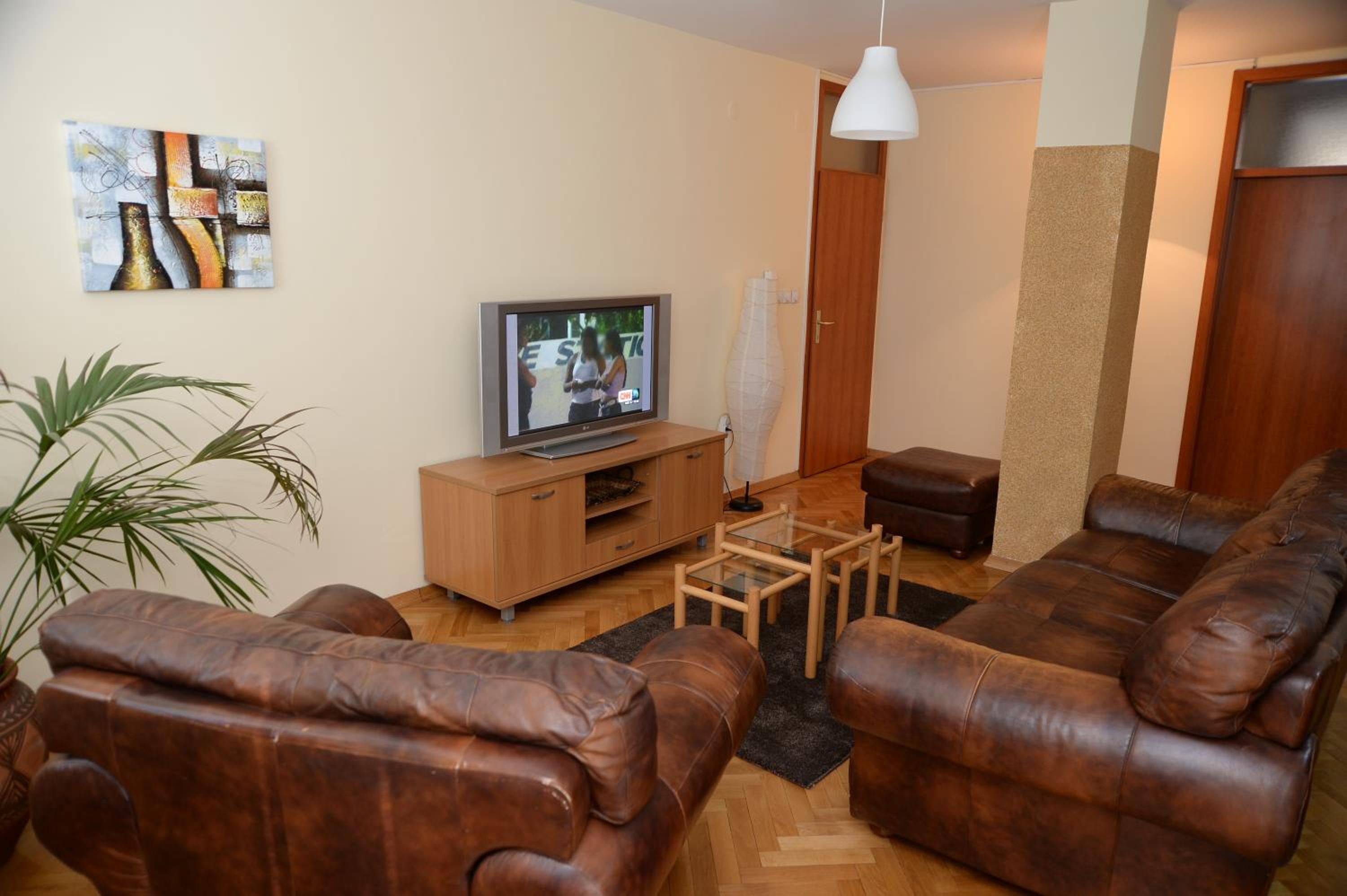 Two-Bedroom Apartment - Photo 10