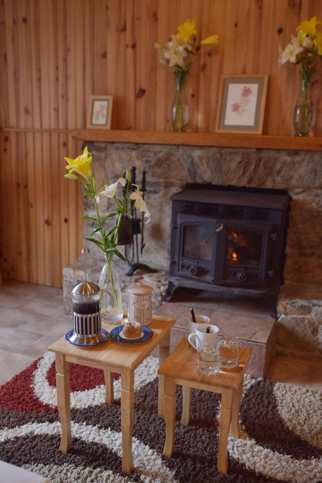 Two-Bedroom House - Photo 1
