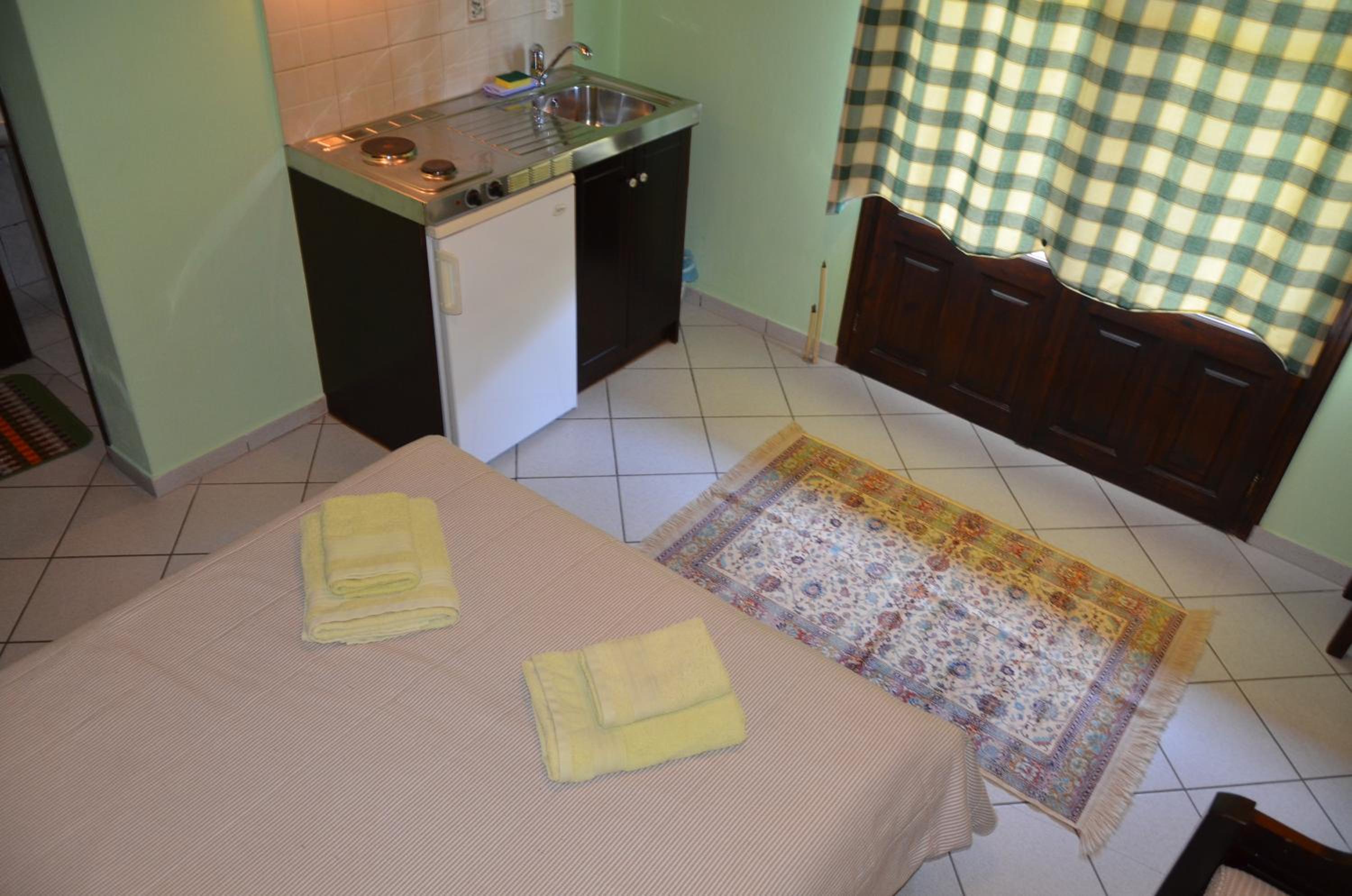 Deluxe Triple Room photo 2