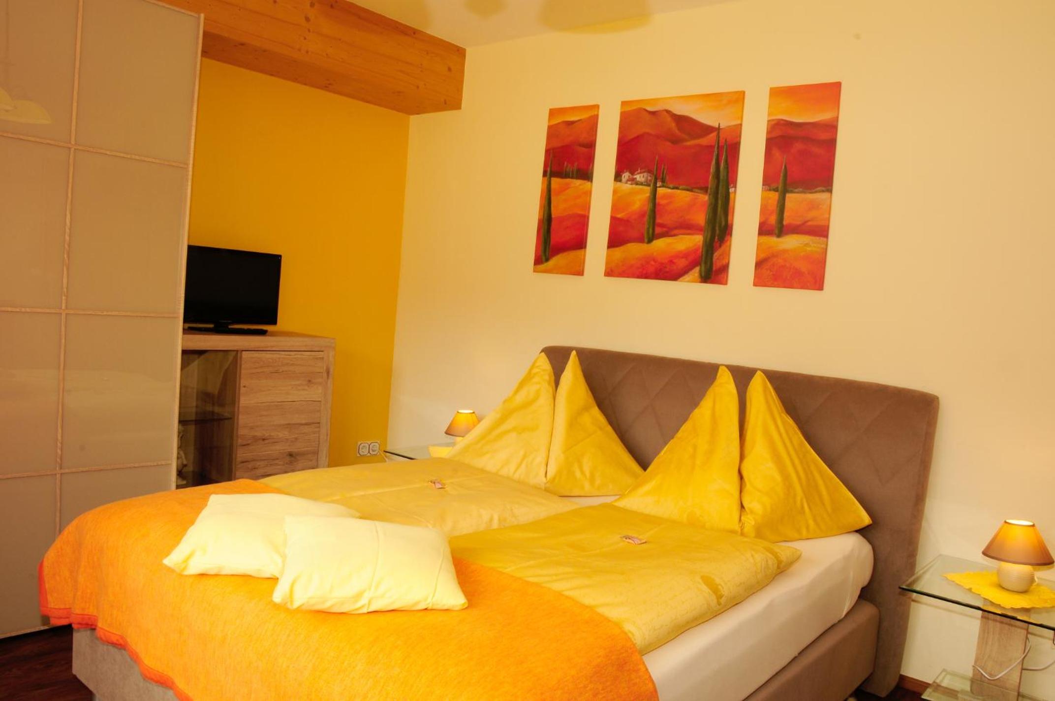 Double Room with Mountain View photo 2