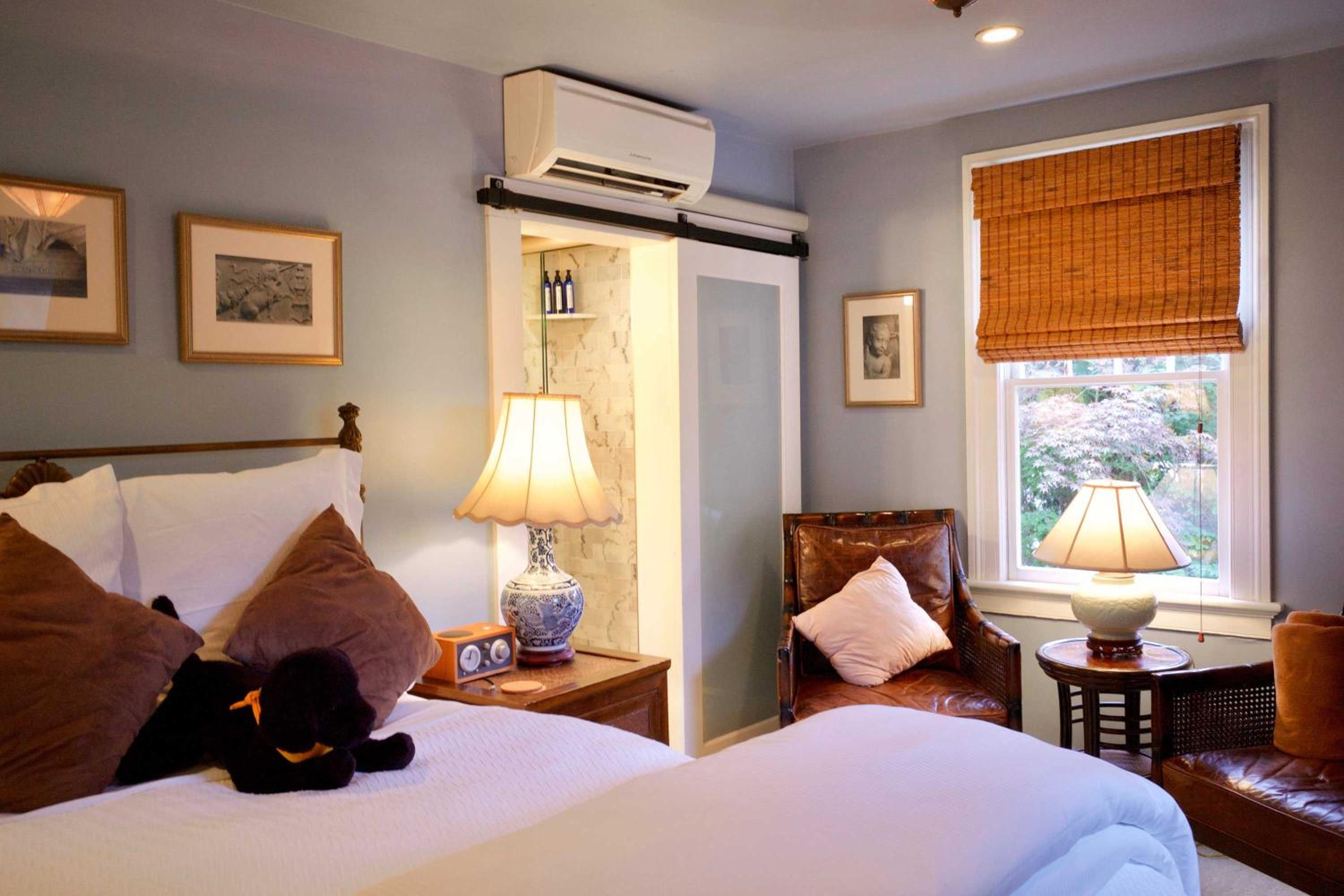 Room Four - Not Pet-Friendly