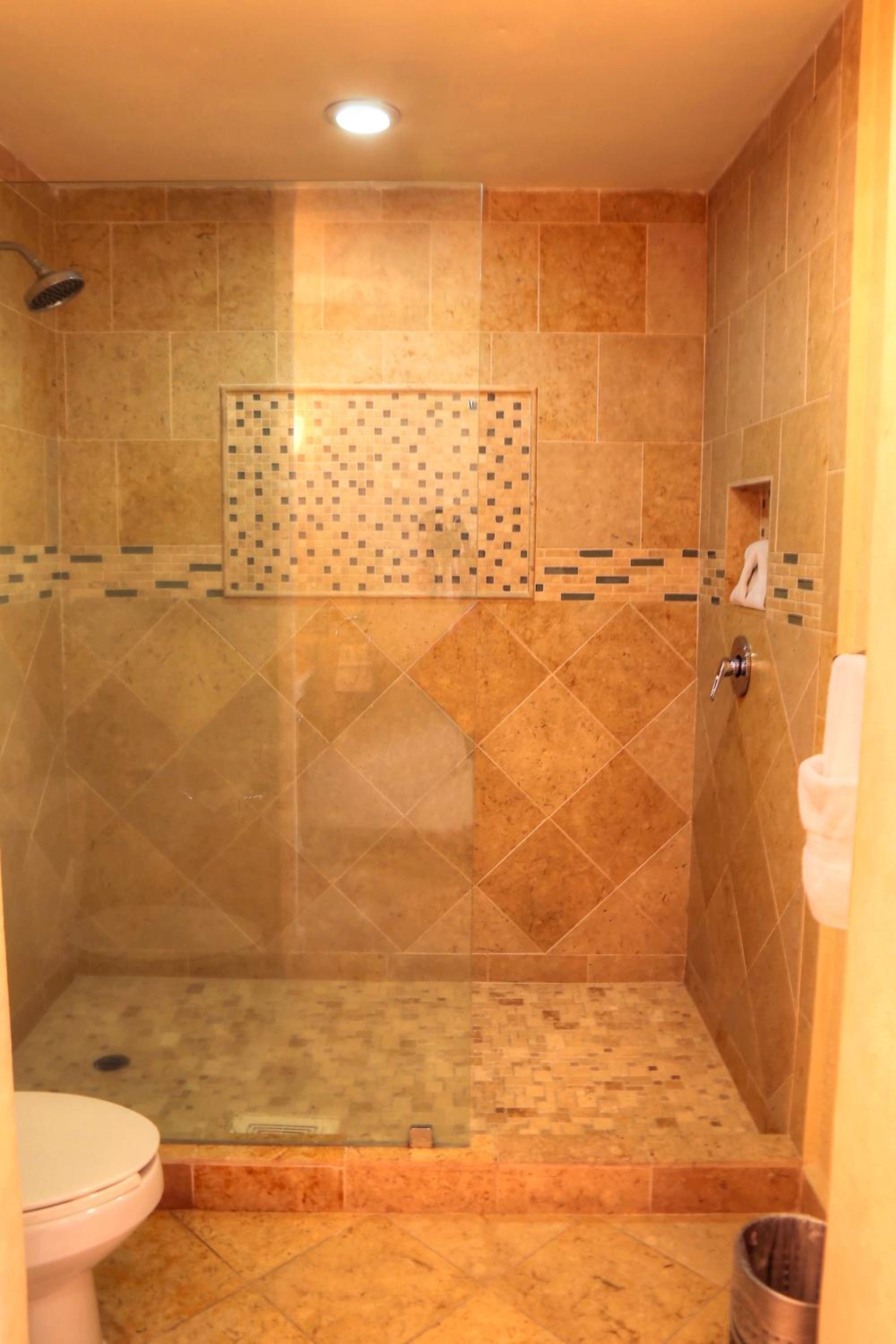 Two-Bedroom Apartment - Photo 14