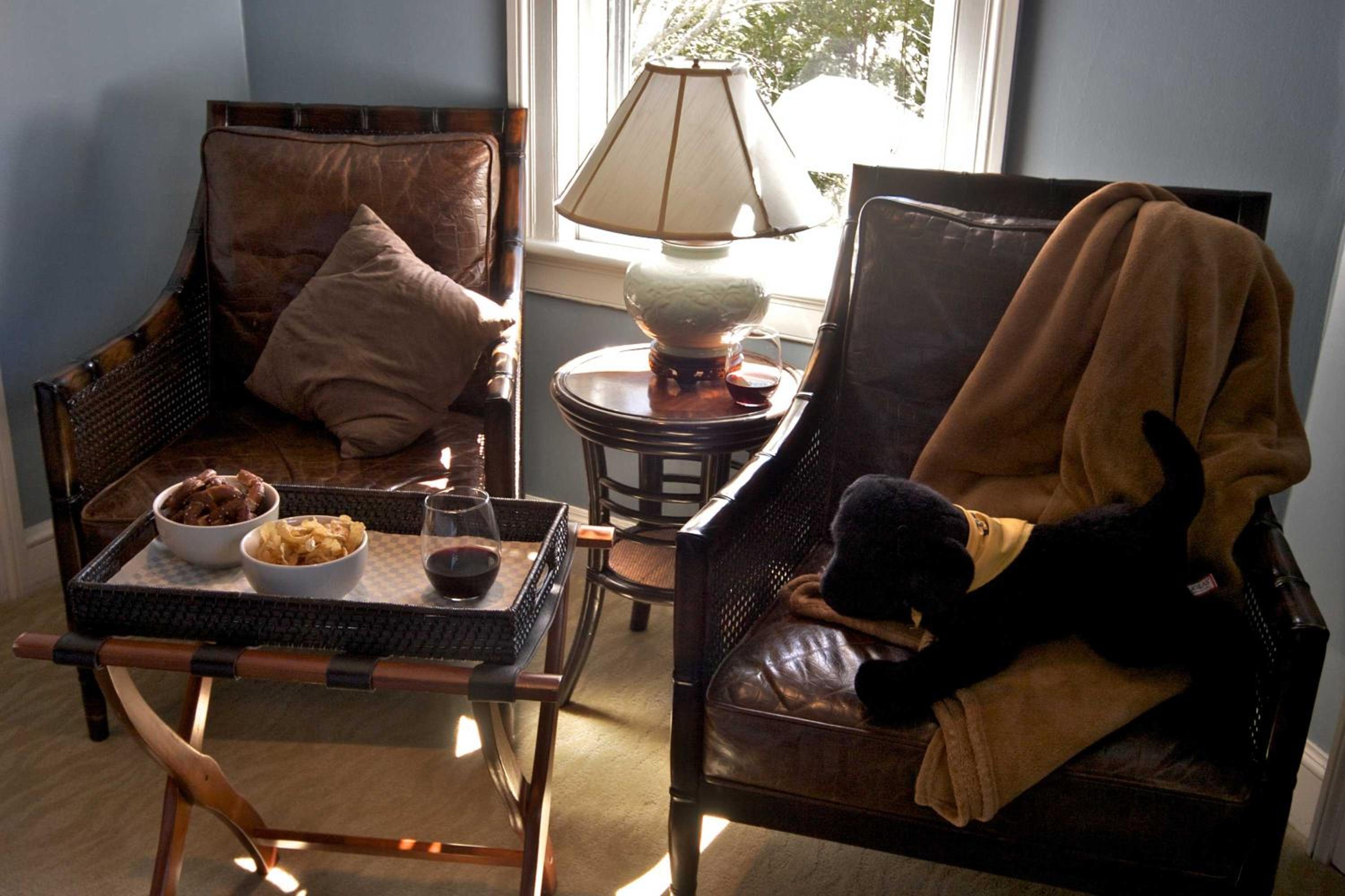 Room Four - Not Pet-Friendly photo 3