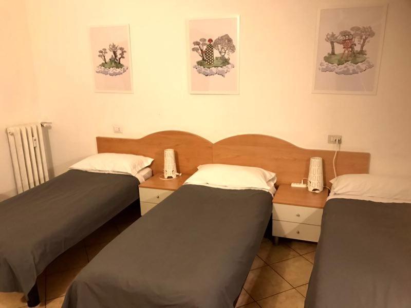 Triple Room With Shared Bathroom
