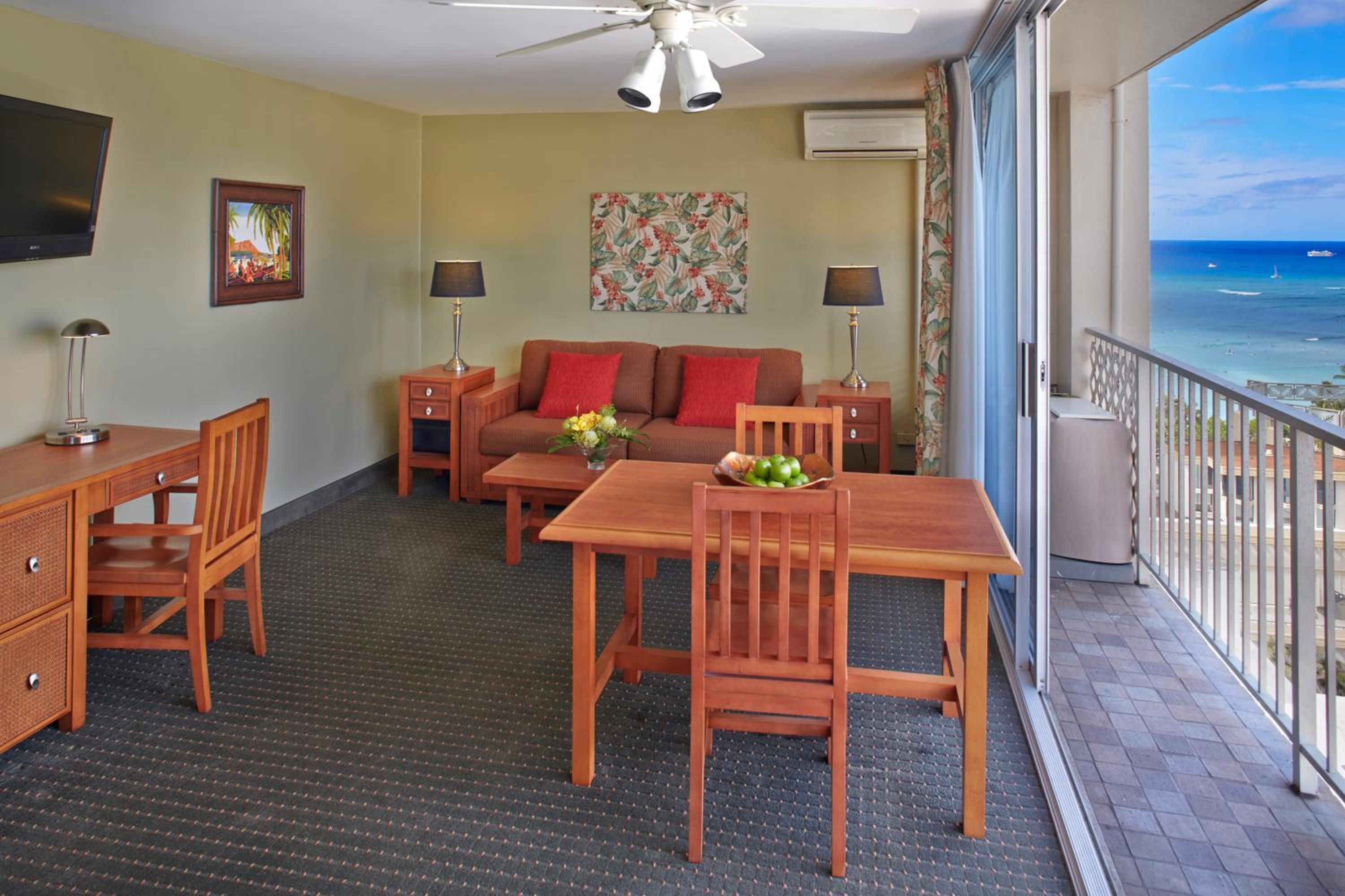 Partial Ocean View Studio Suite with One Queen Bed
