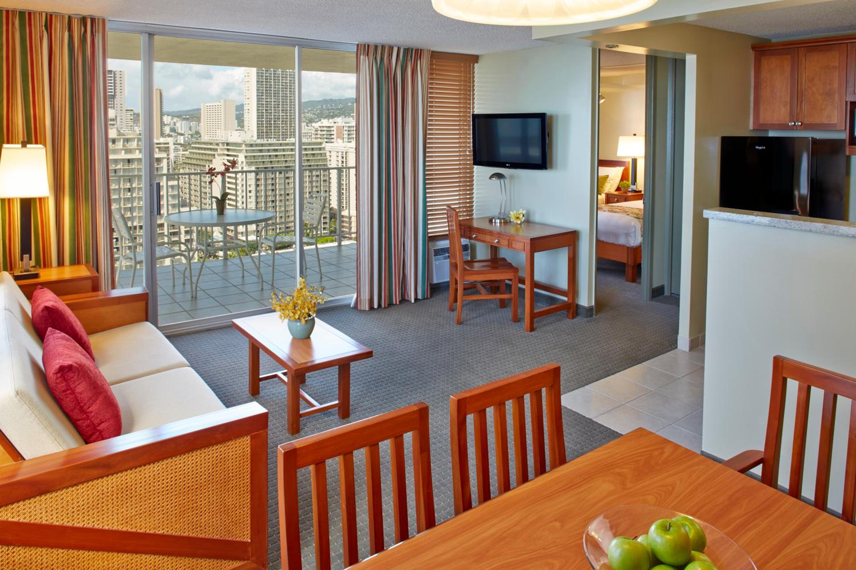 One Bedroom Suite with Two Twin Beds
