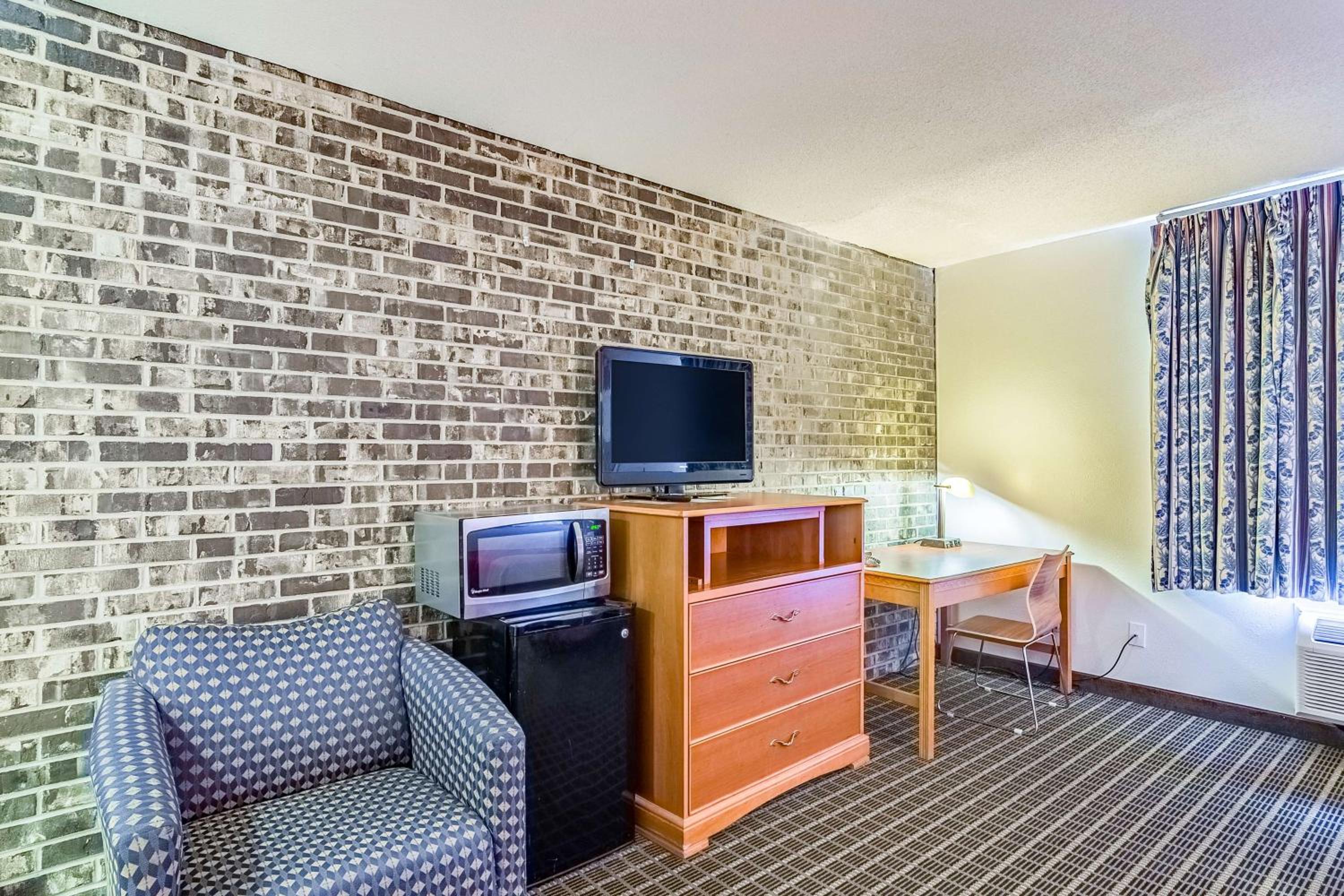 Deluxe Quadruple Room - Non-Smoking - Photo 5