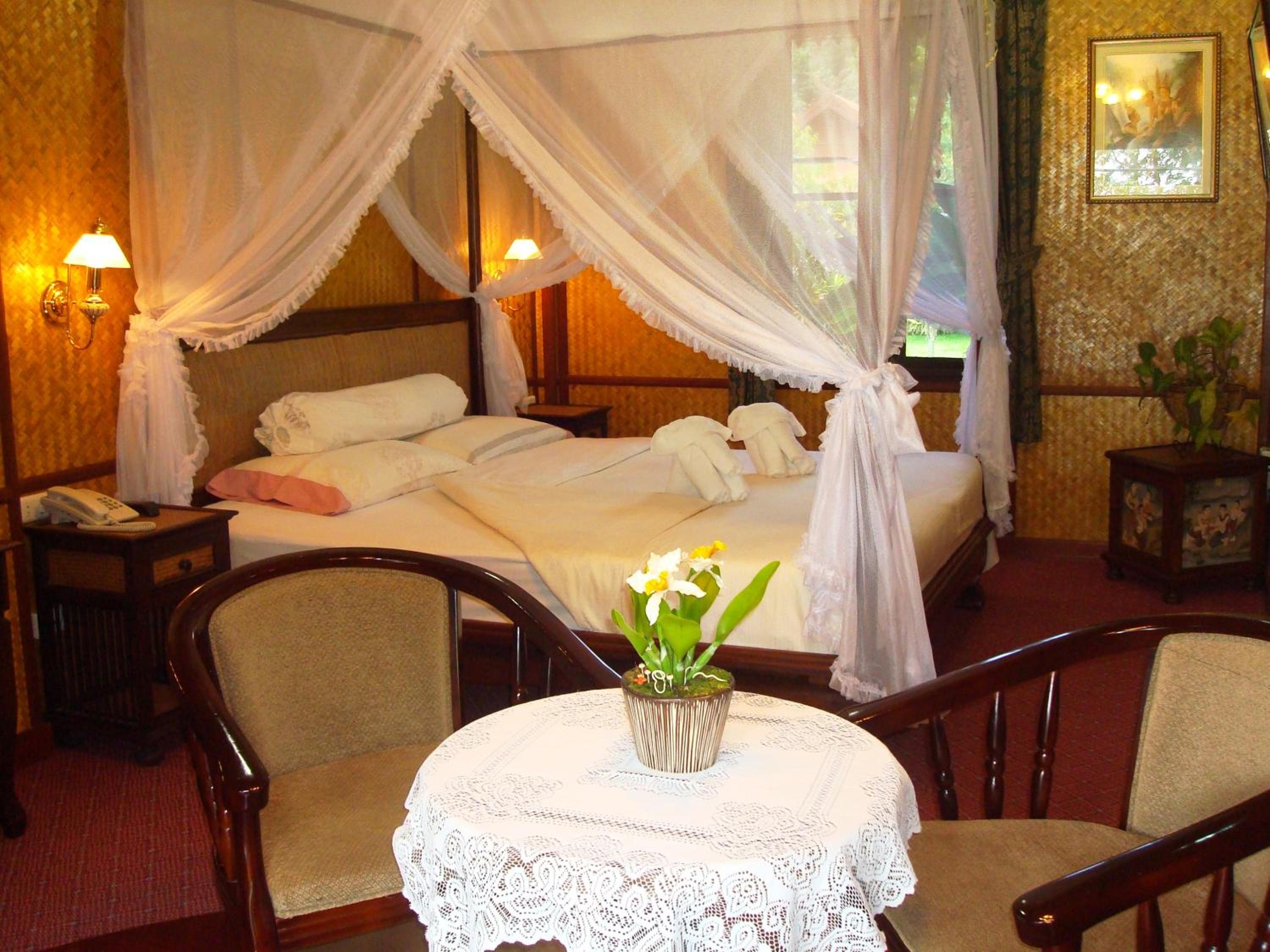 King Room with Lake View
