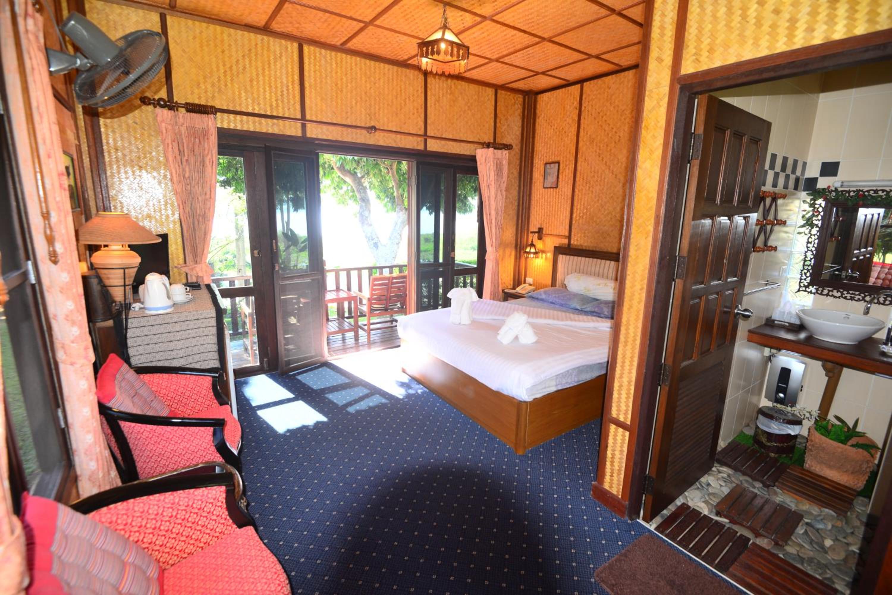 Double Room with Lake View