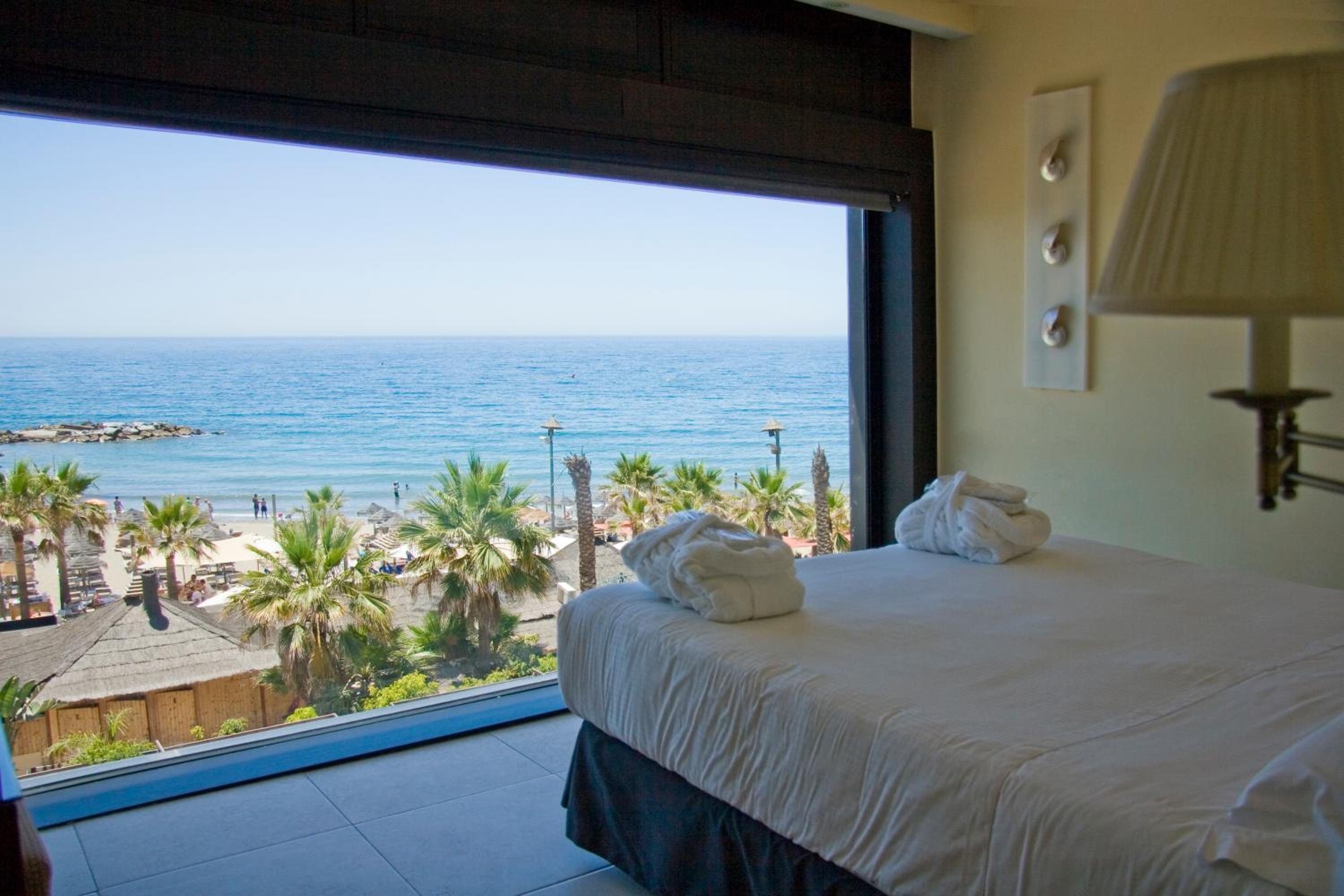 Suite Banus with Sea View thumbnail 6