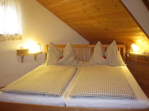 One-Bedroom Apartment with Balcony photo 1