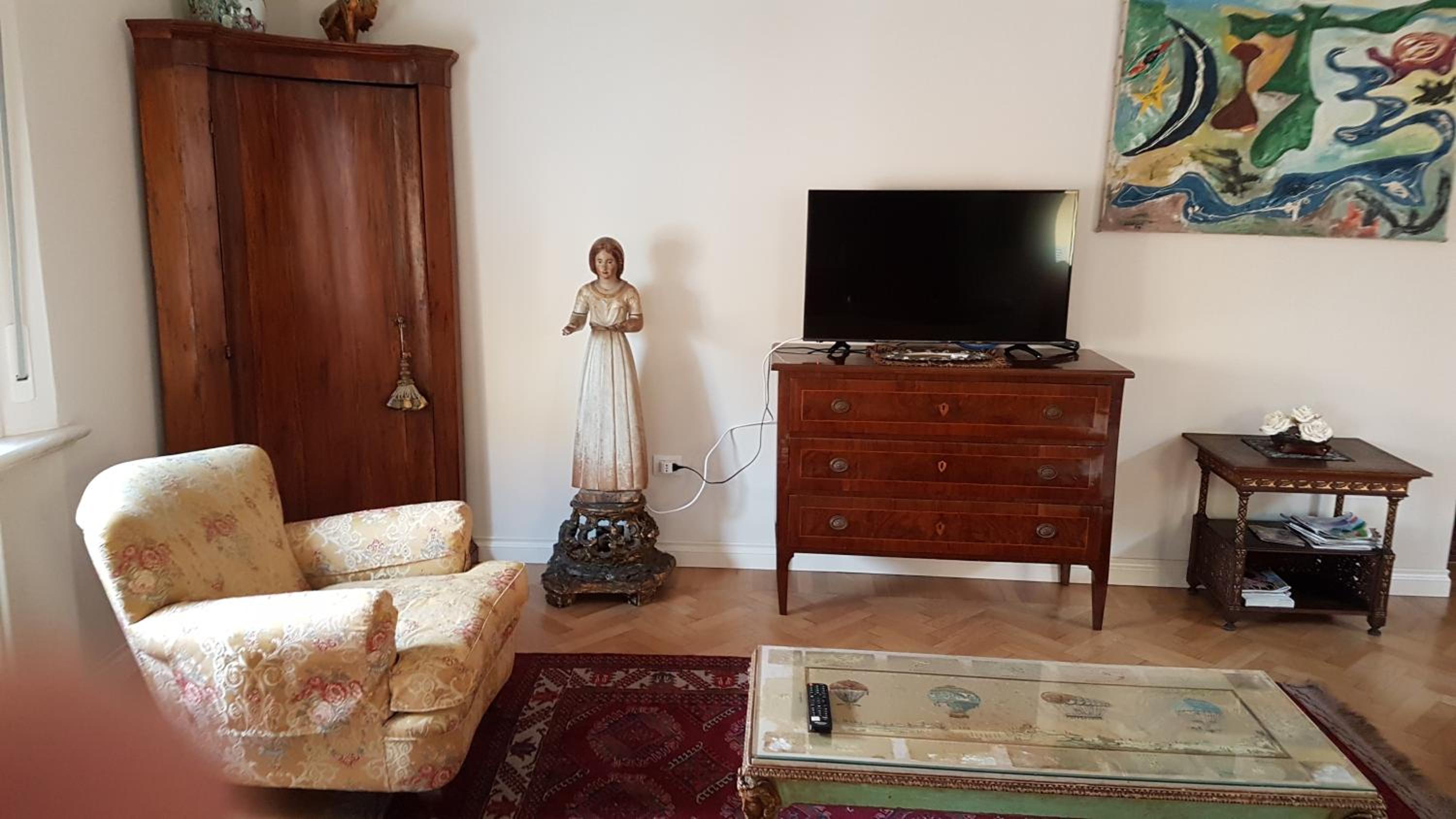 Two-Bedroom House - Photo 2