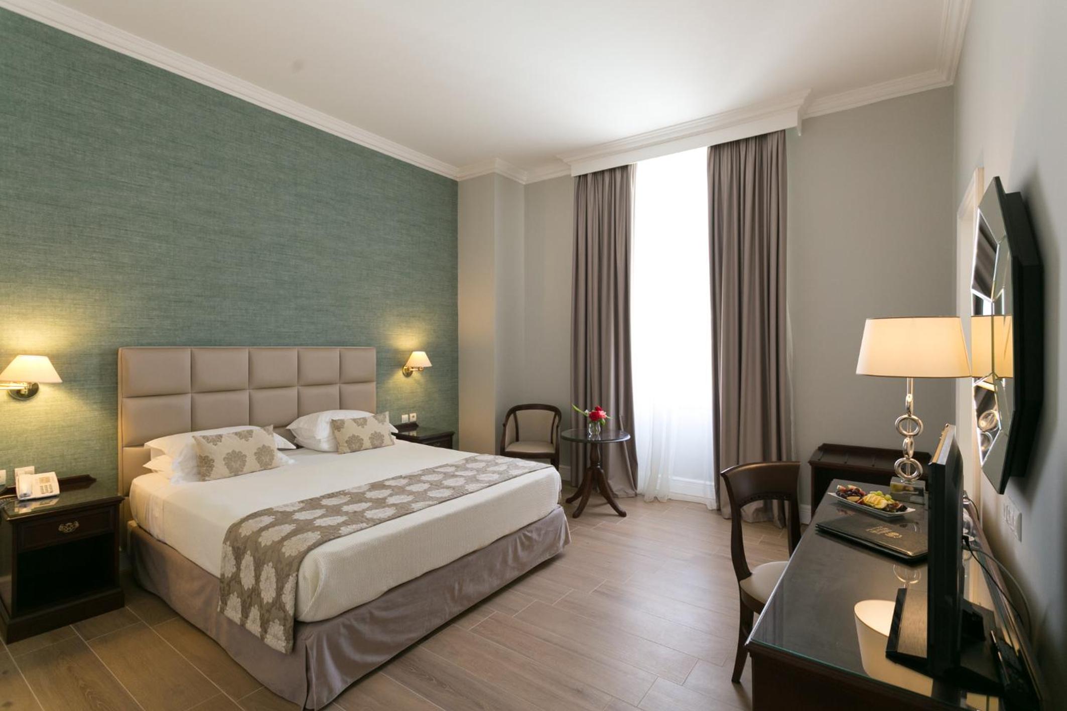 Superior Double Room - Photo 1