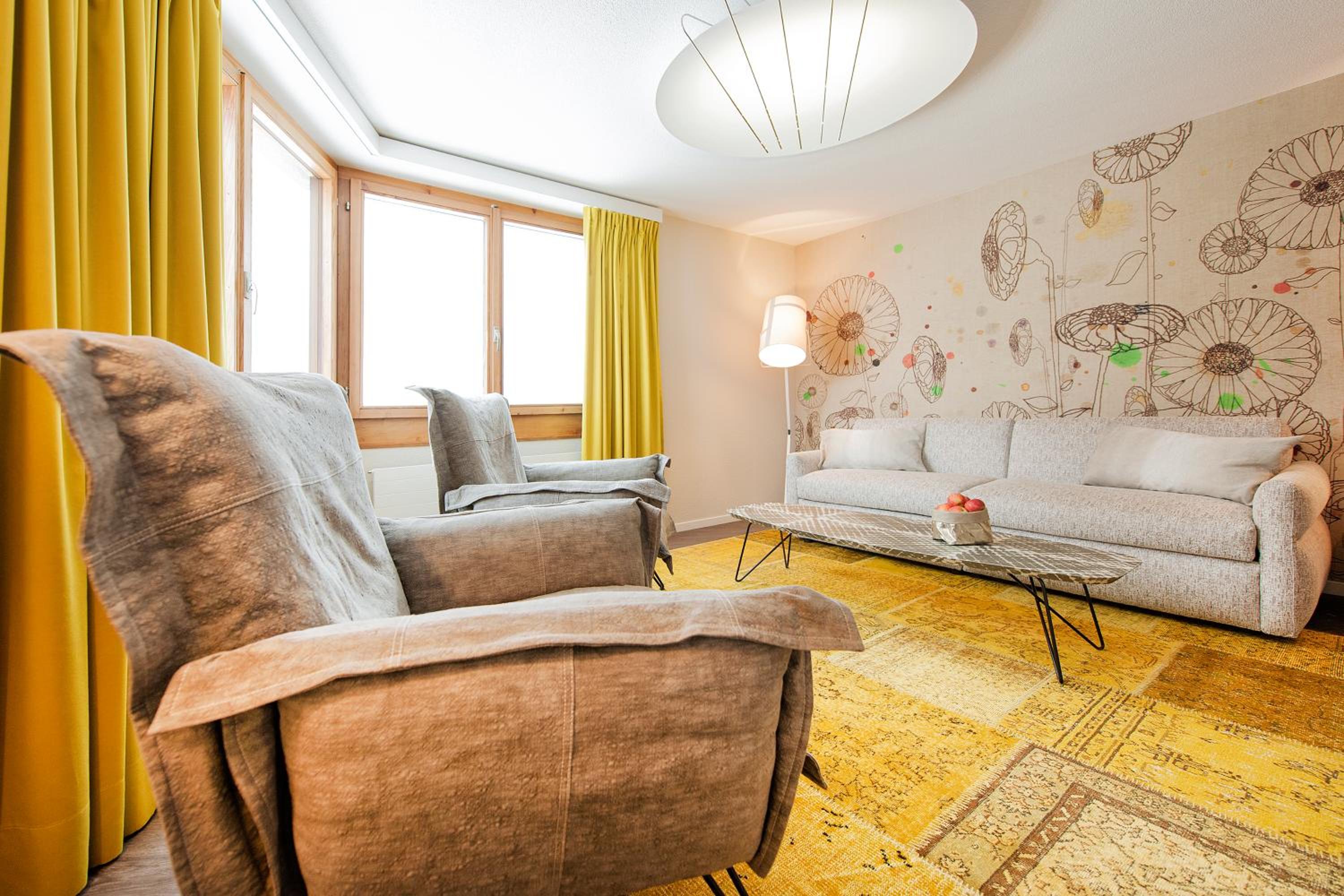 Suite with Balcony - Photo 4