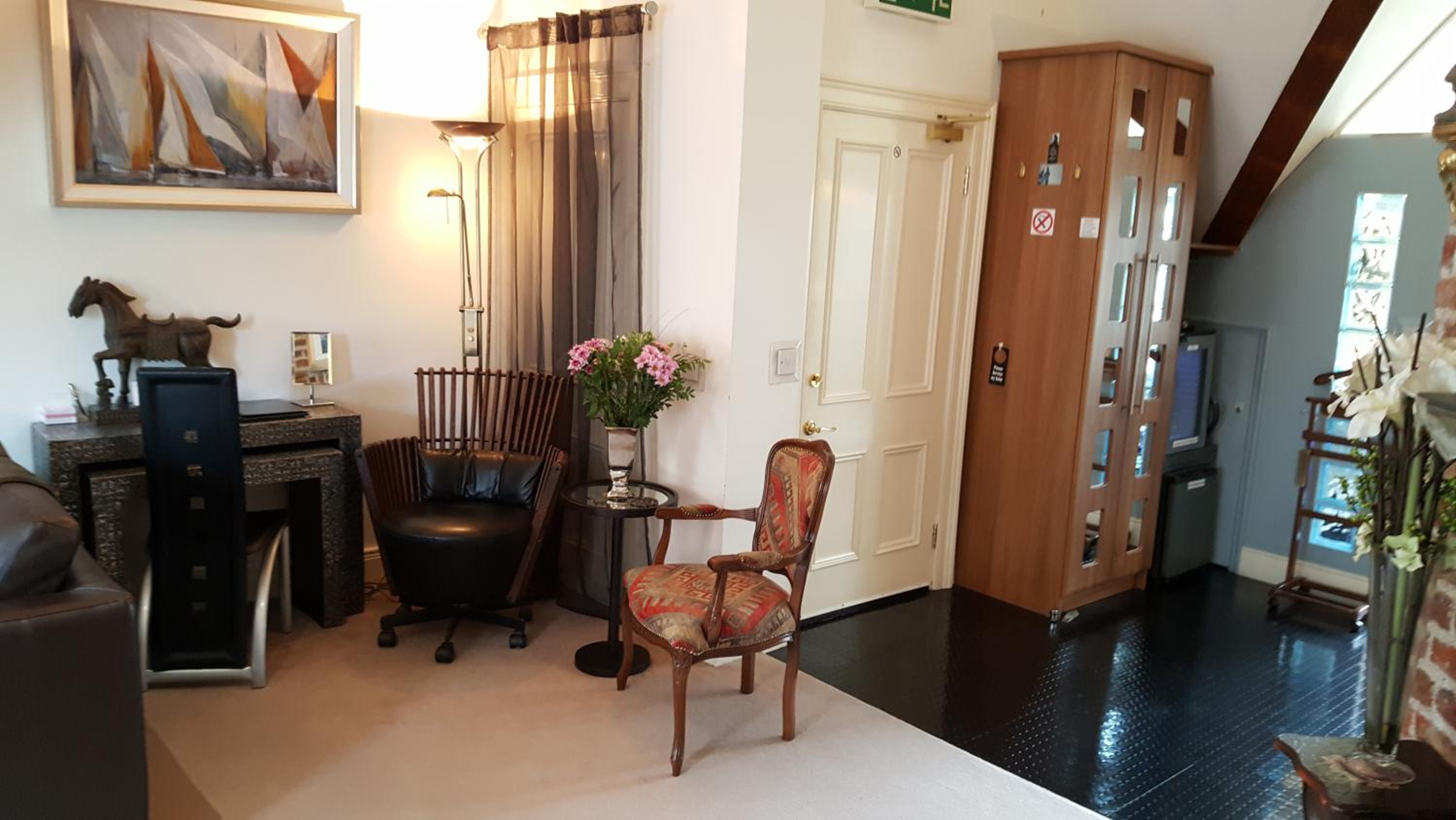 The Oscar Wilde Suite ( King ) photo 3