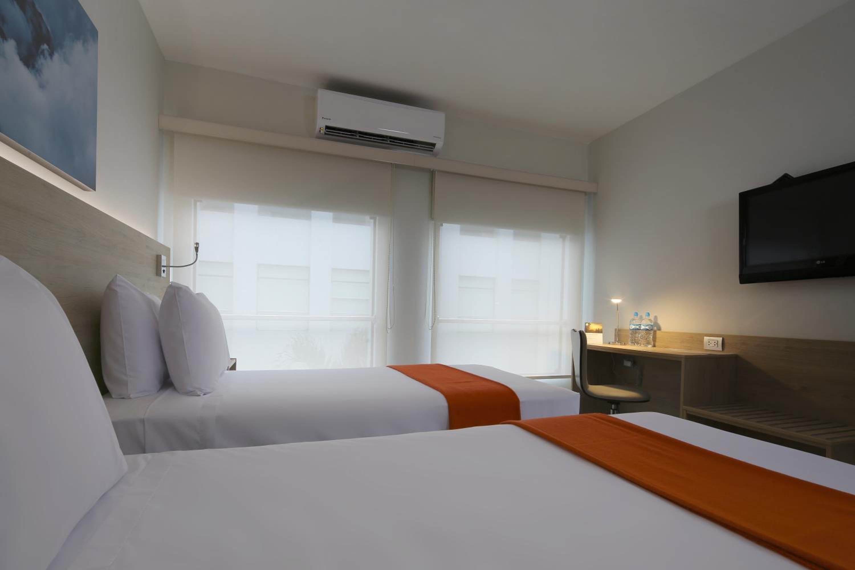 Twin Room photo 1