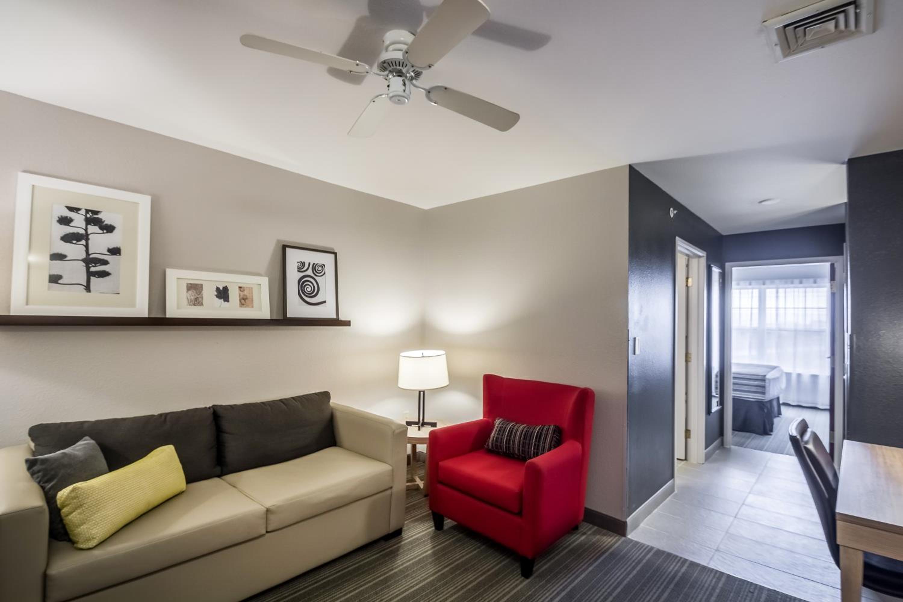 One-Bedroom King Suite with Sofa Bed - Non-Smoking - Photo 1
