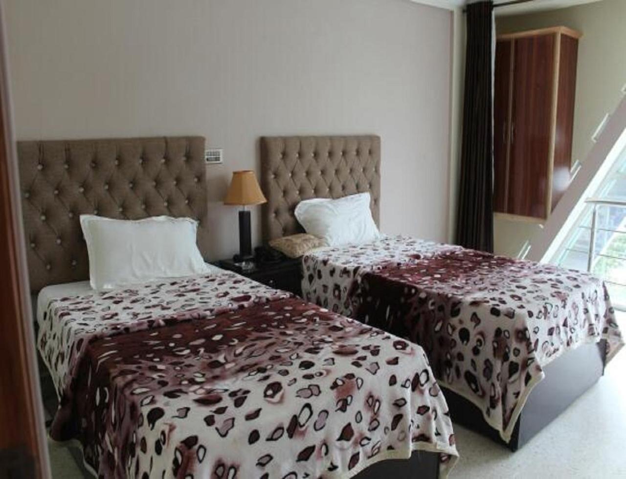 Twin Room with City View photo 3