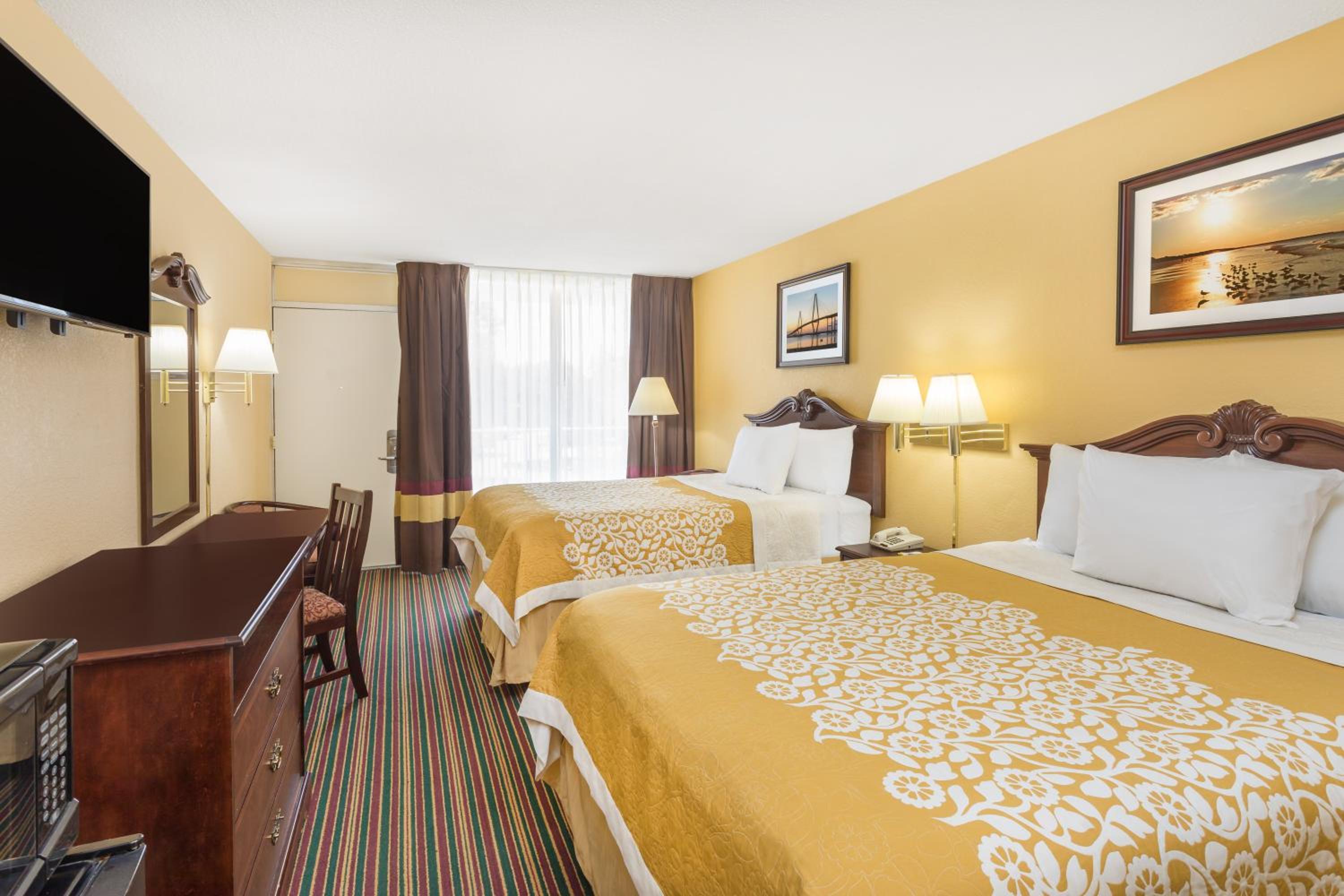 Standard Room With Two Double Beds - Non-Smoking