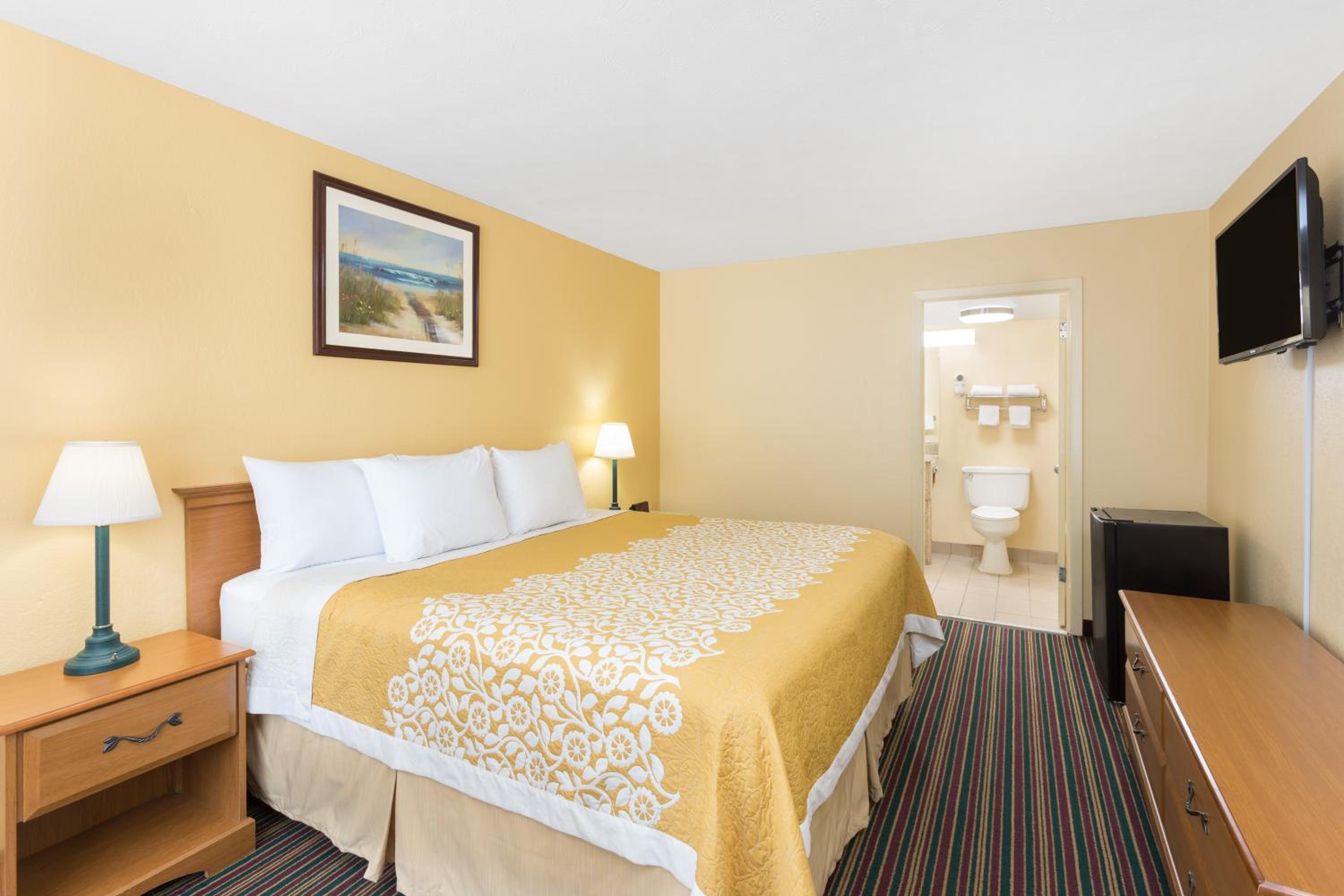 King Room - Disability Access/Non-Smoking