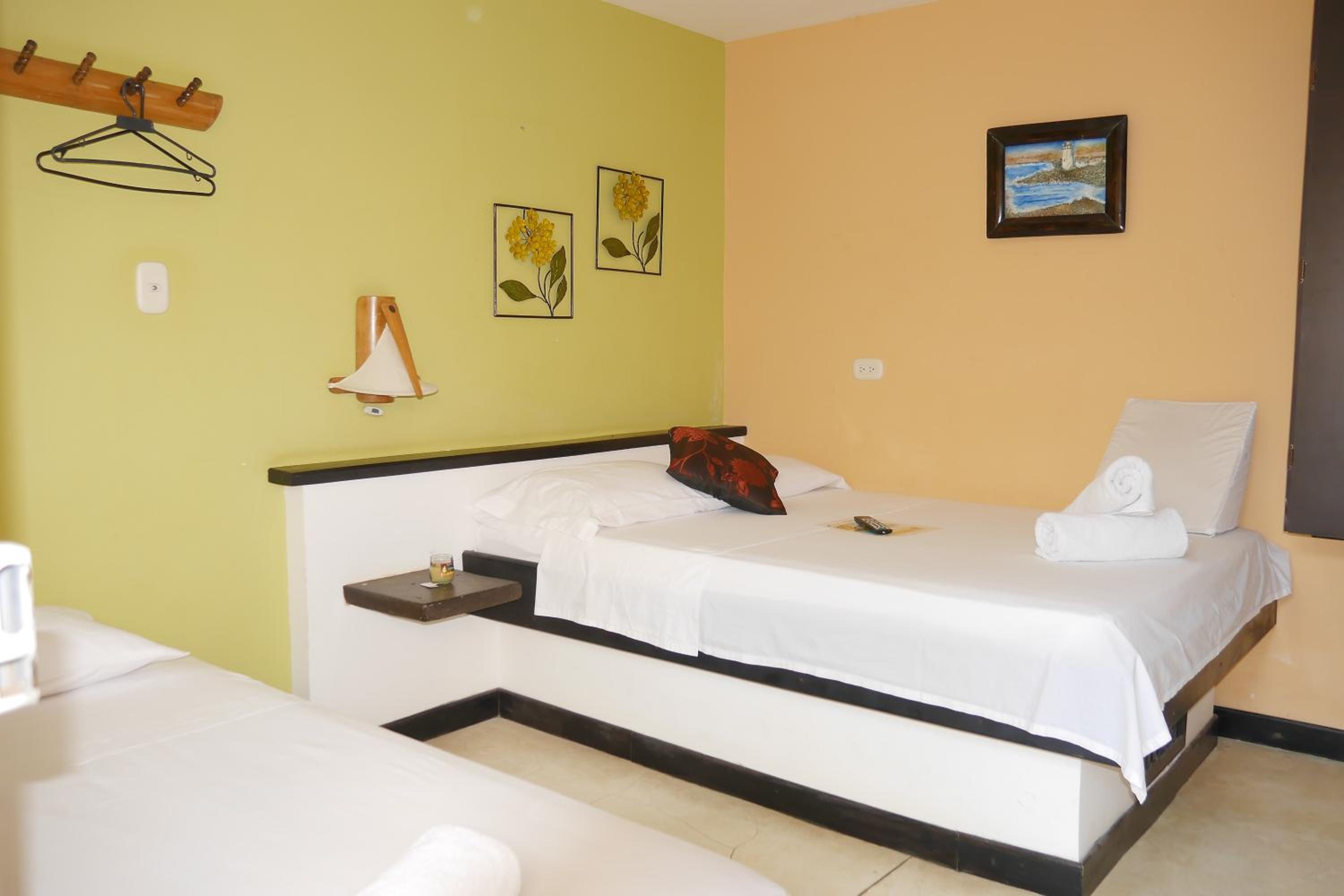Small Double or Twin Room photo 2