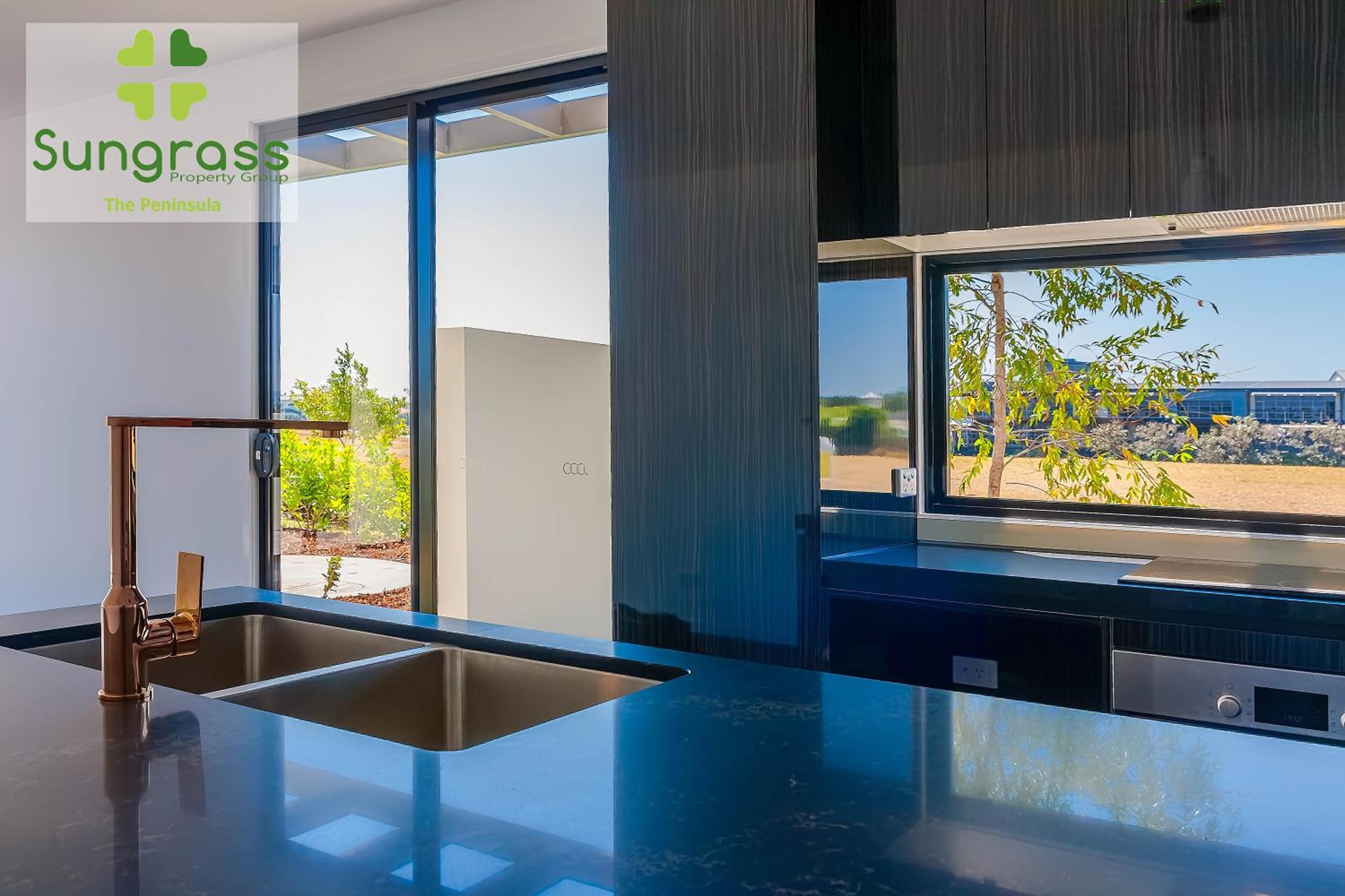 Three-Bedroom Townhouse - Photo 14