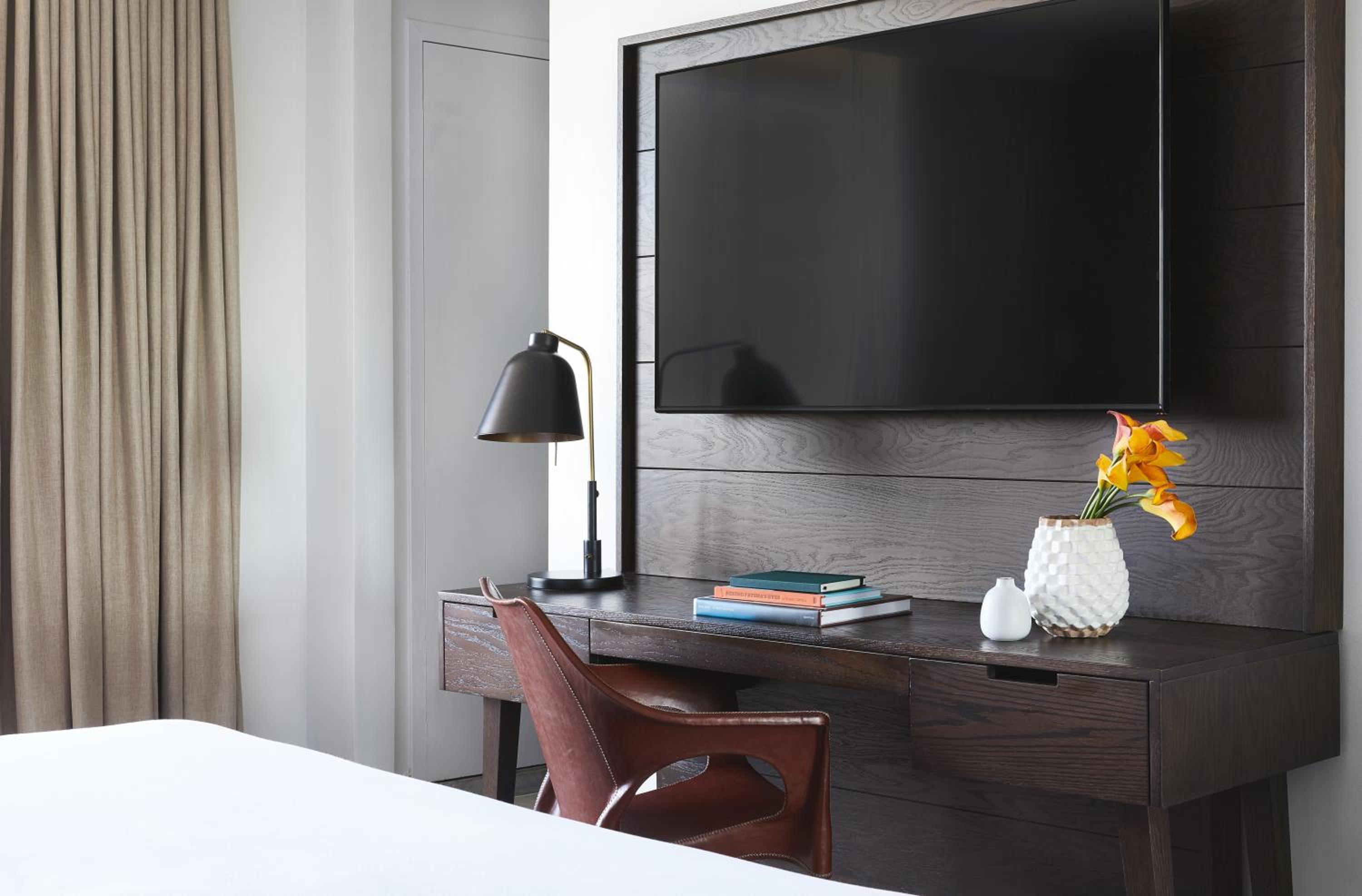 Loft Suite - Photo 7