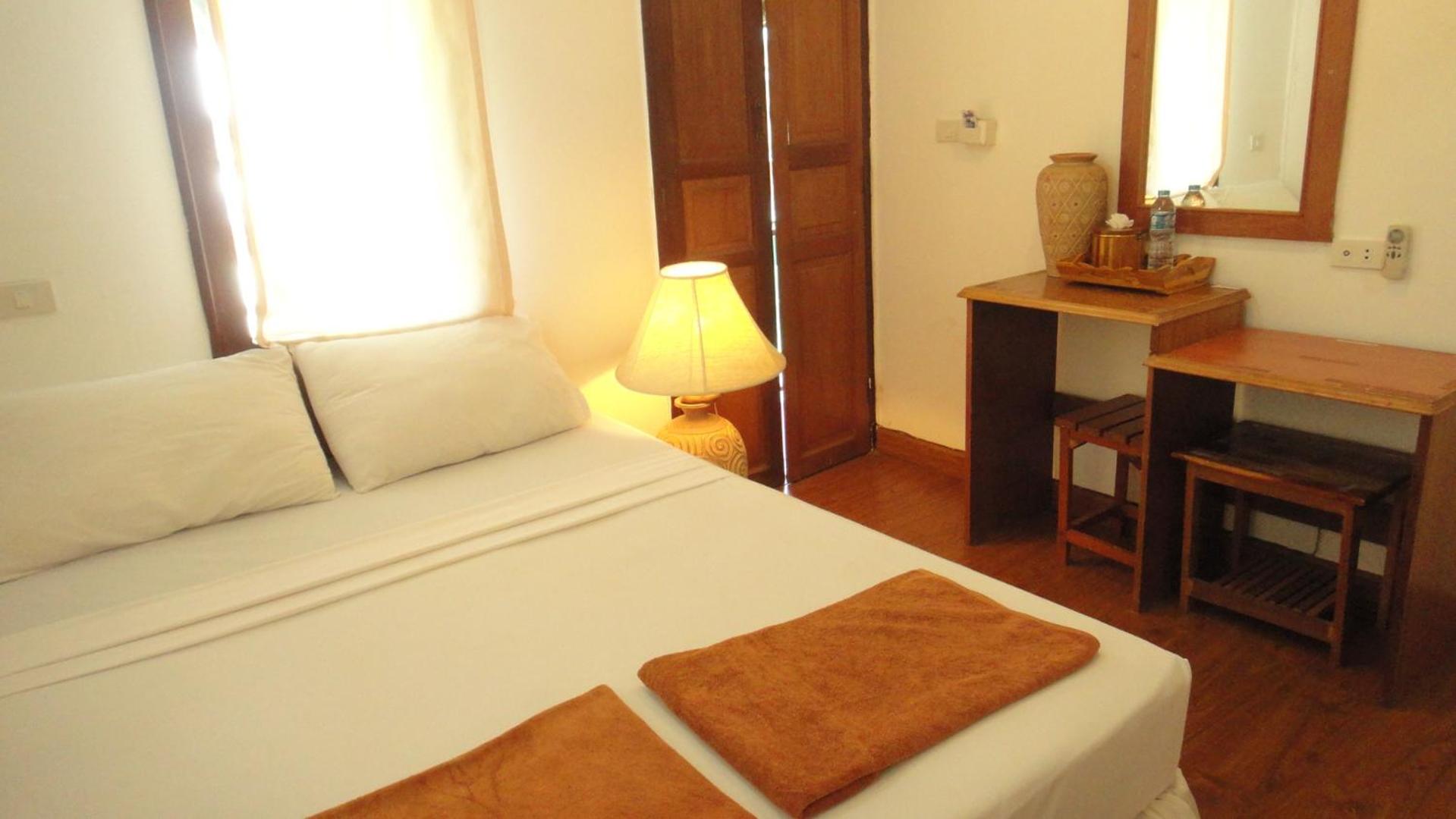 Budget Double Room photo 3