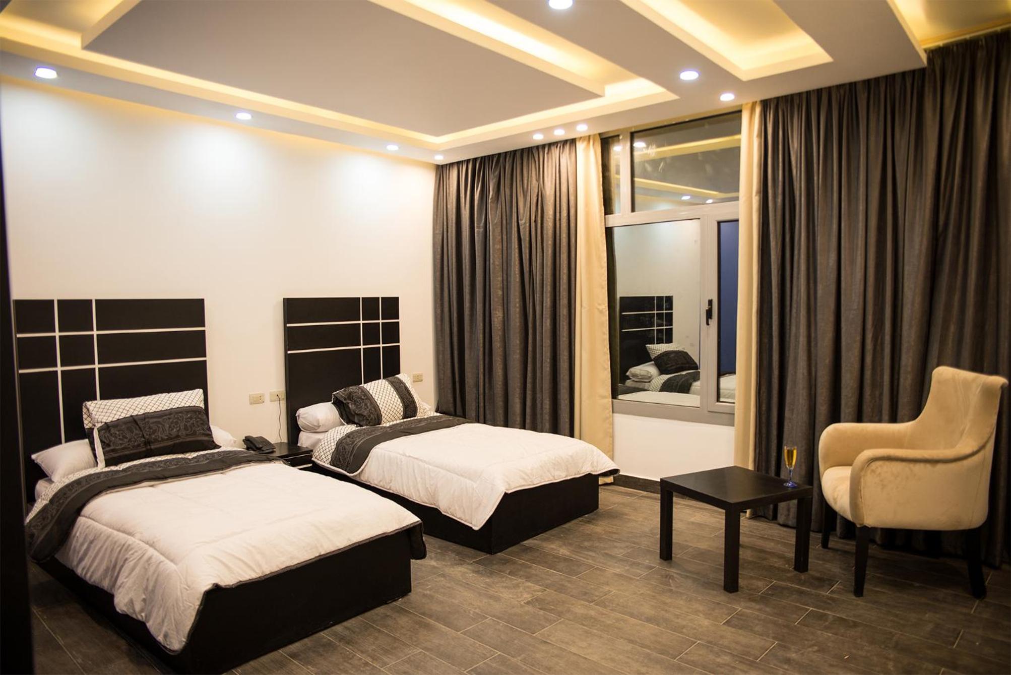 Superior Single Room with Pyramids View photo 1