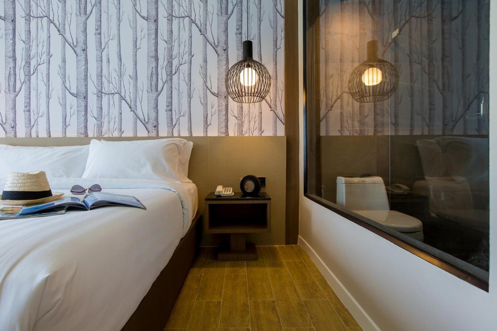 Deluxe King Room photo 3
