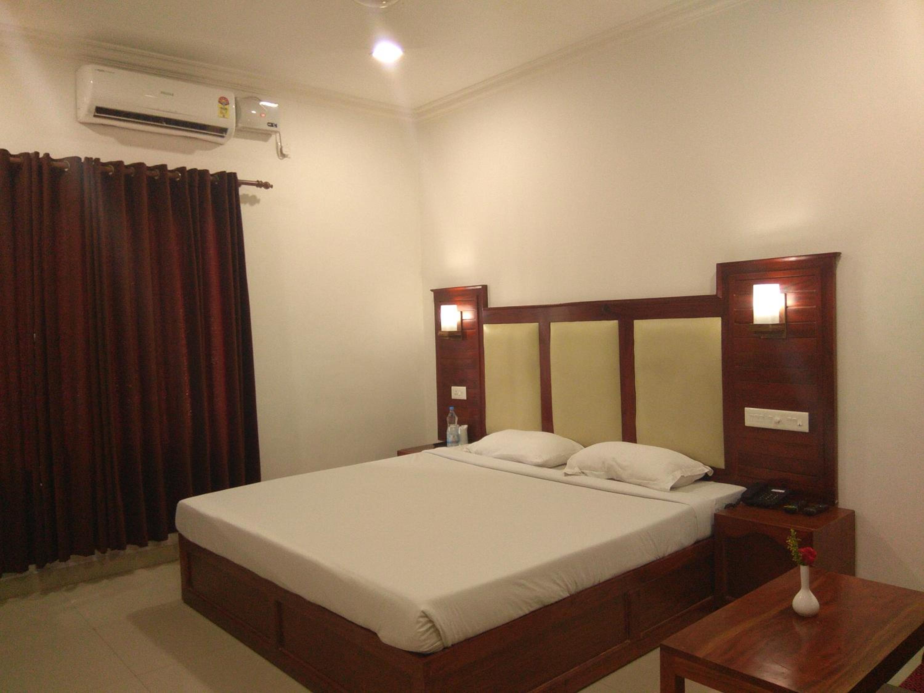 Deluxe Double Room photo 3