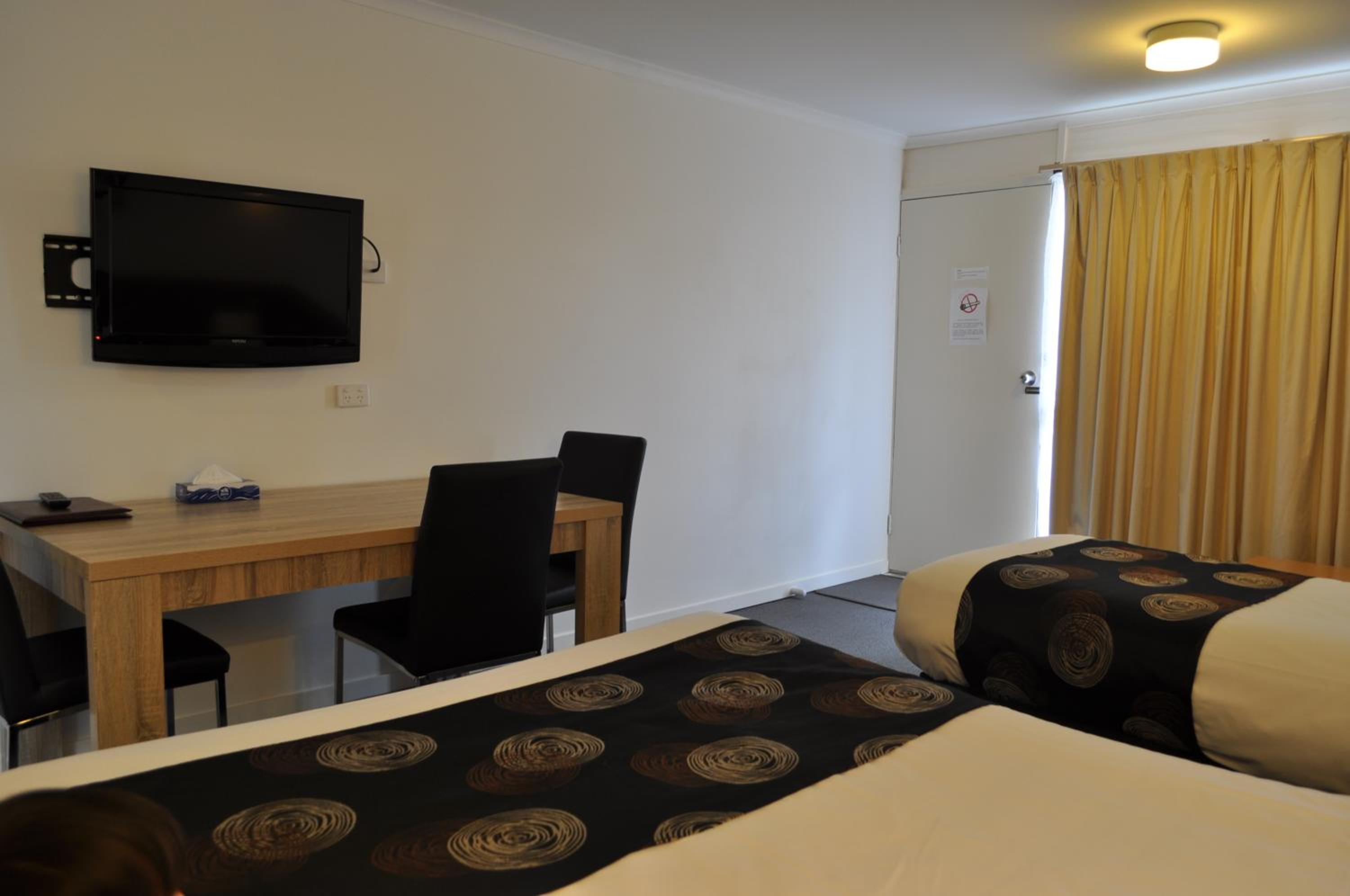 Standard Twin Room photo 2