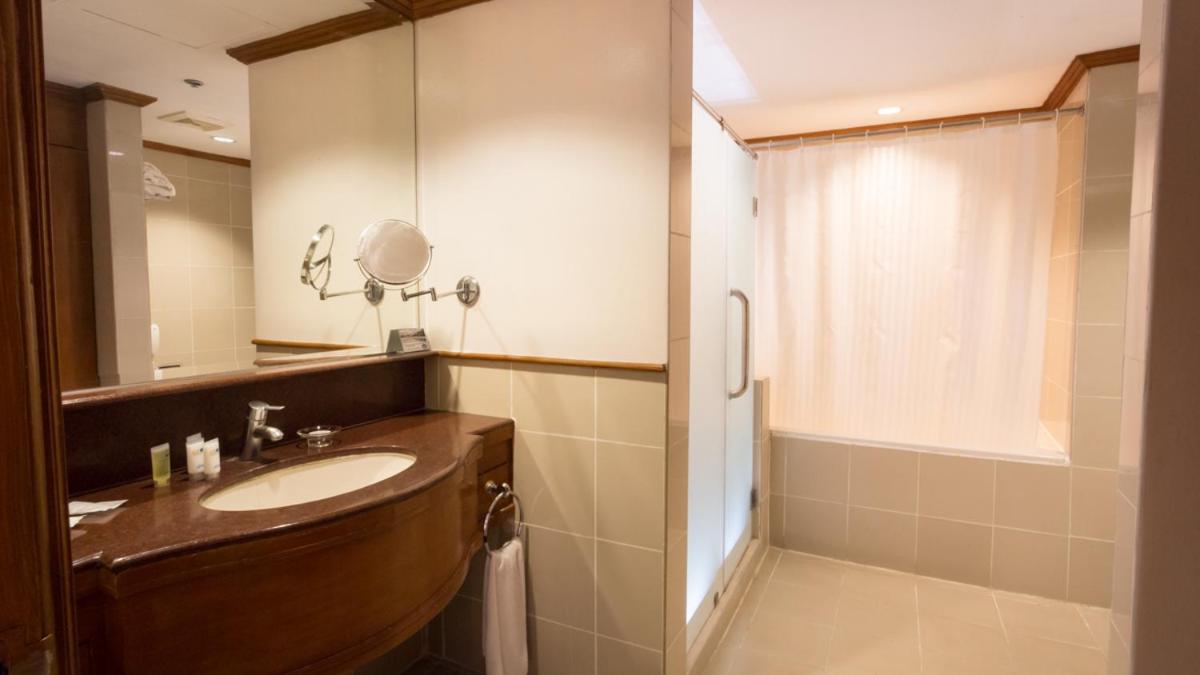 Deluxe Suite - Photo 3