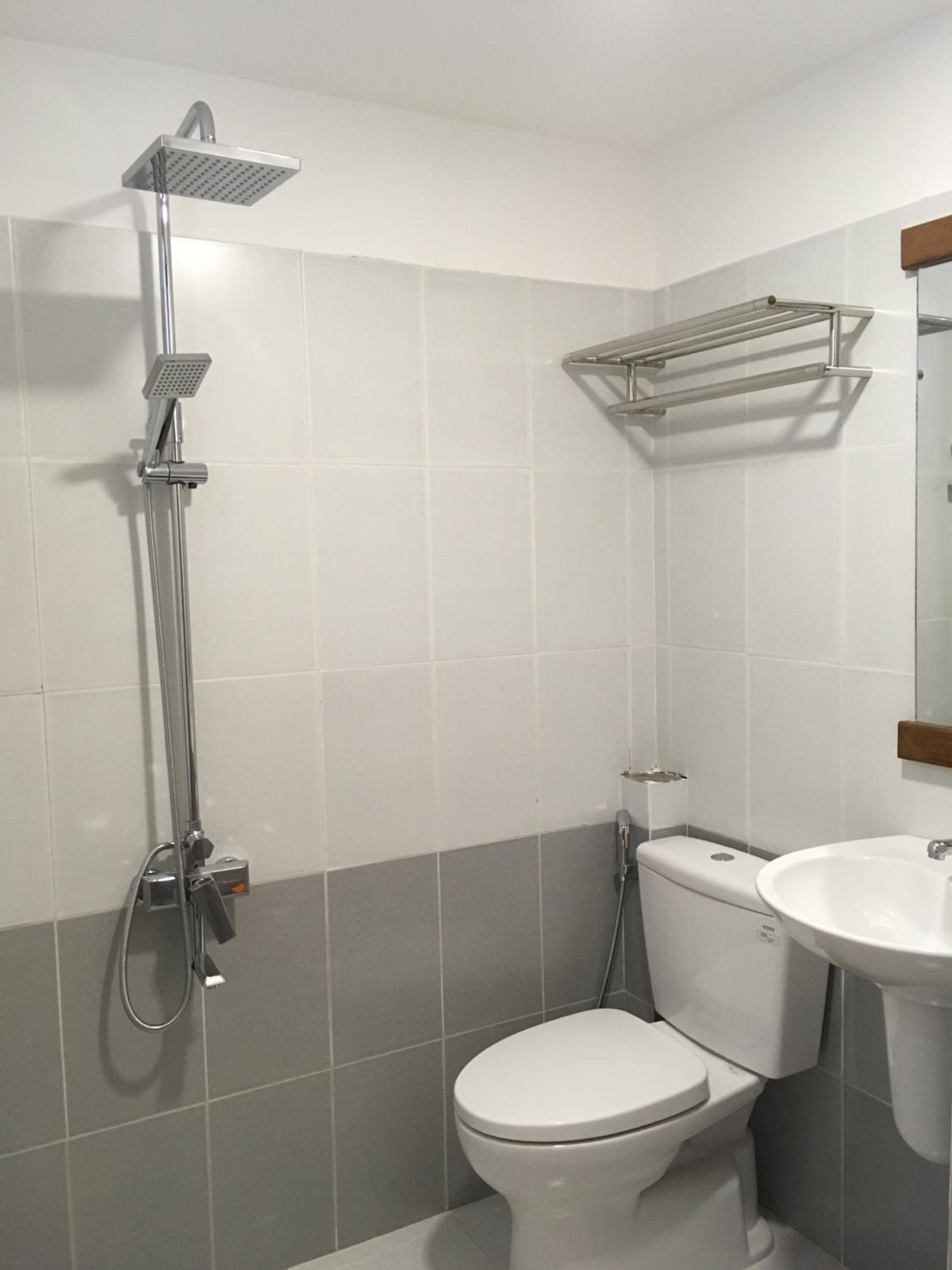 Deluxe Double Room - Photo 9