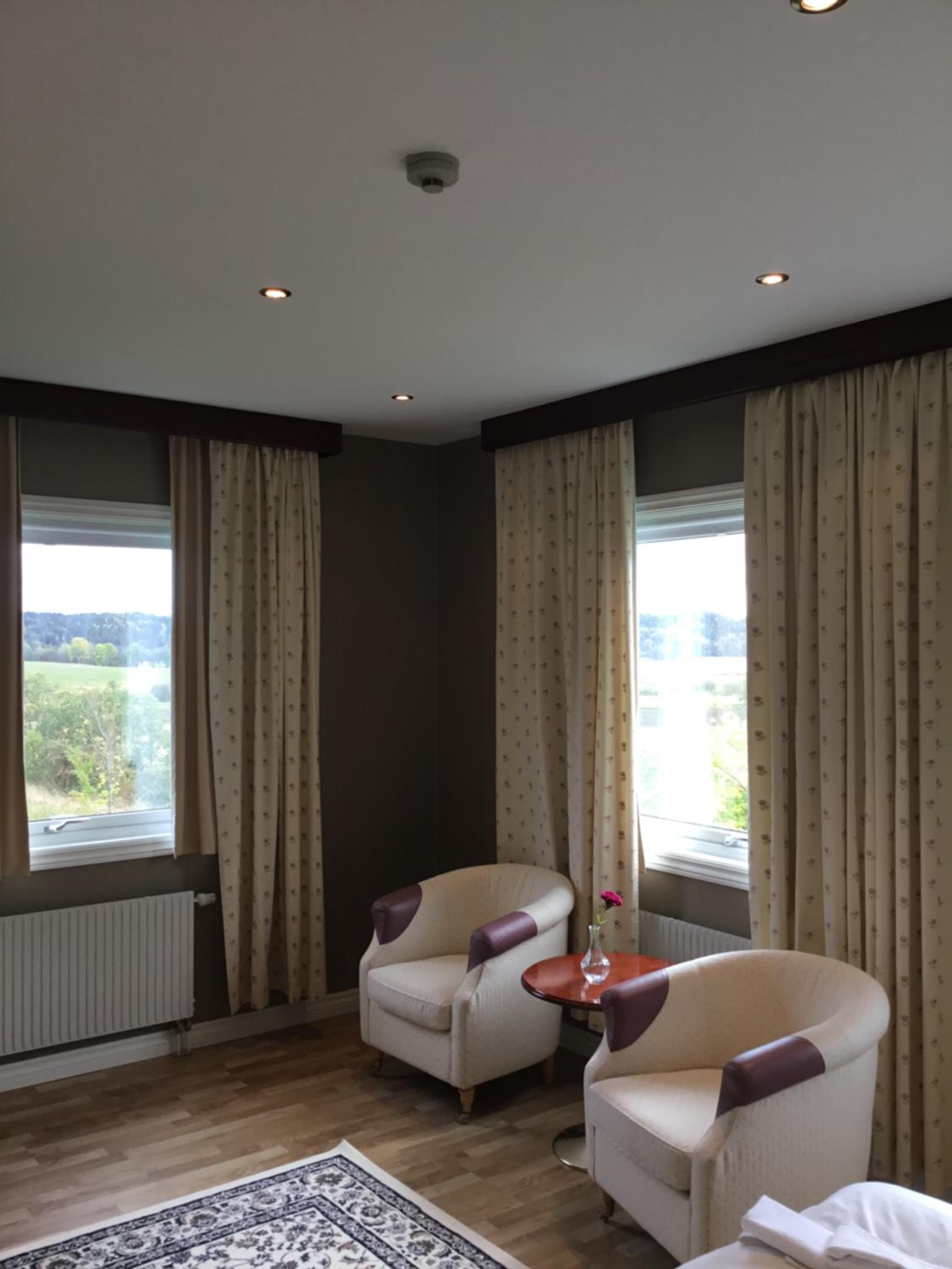 Deluxe Family Room - Photo 1