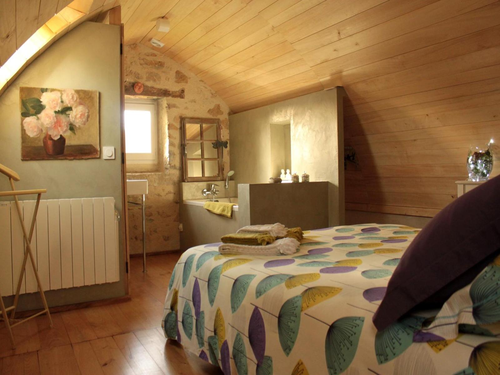 One-Bedroom House photo 1