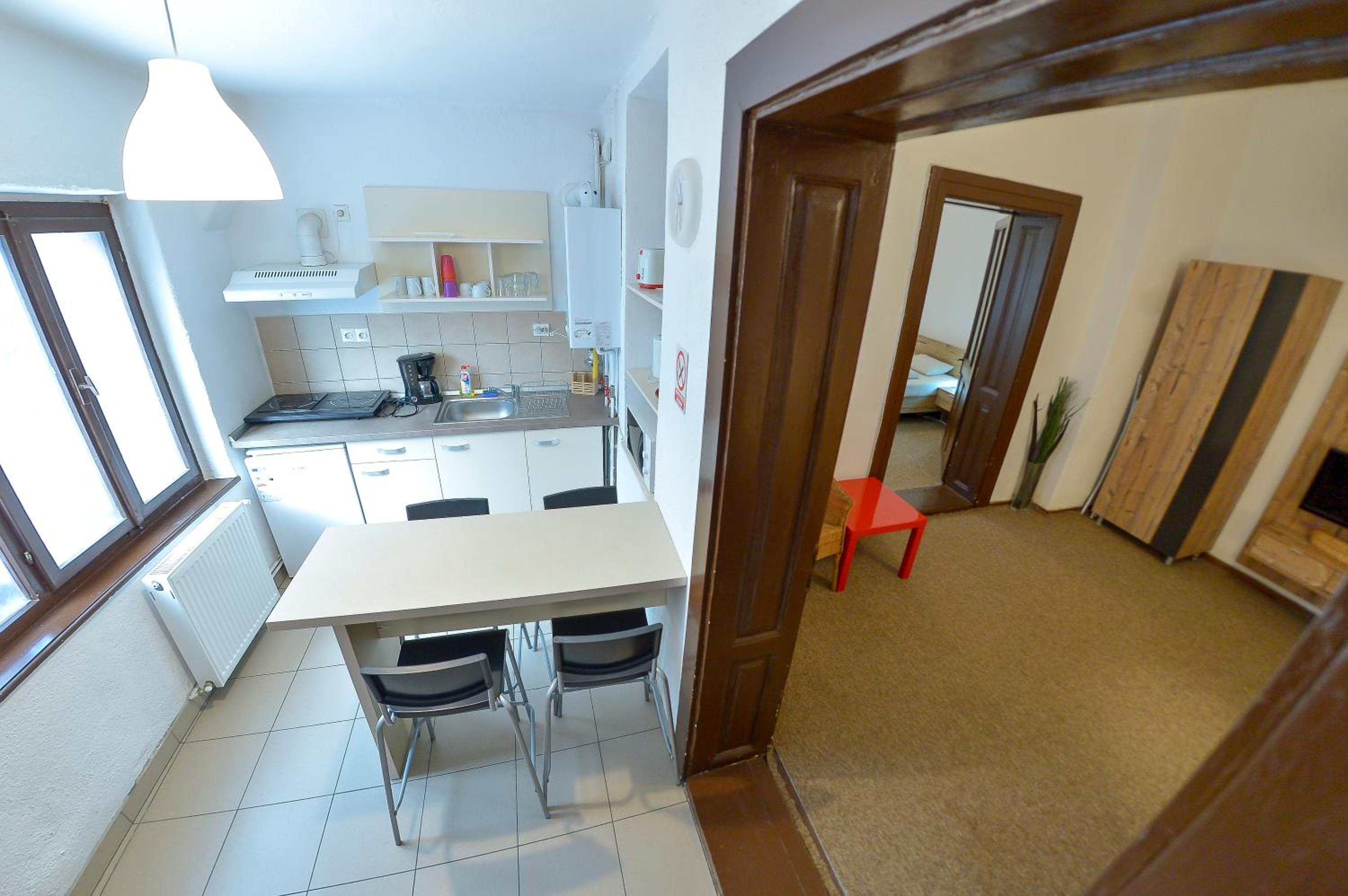 One-Bedroom Apartment - Photo 13