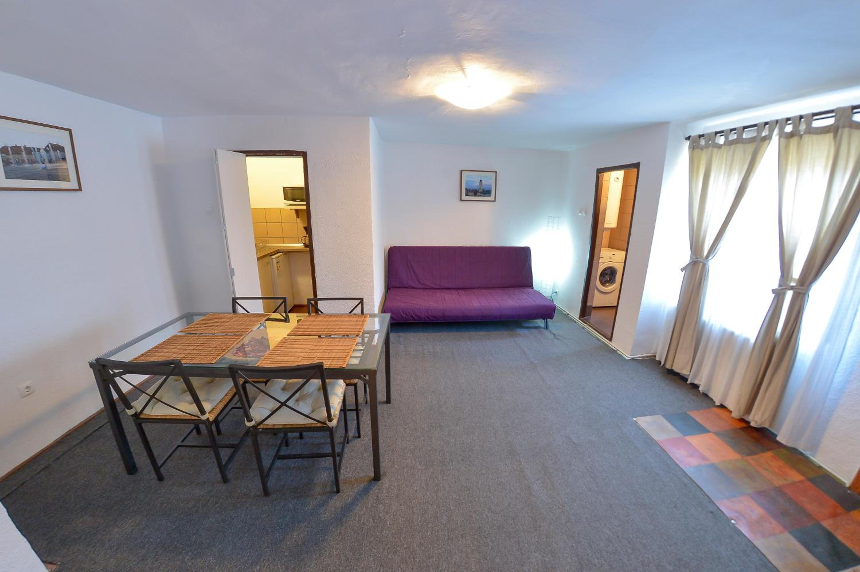 One-Bedroom Apartment with Balcony - Photo 24