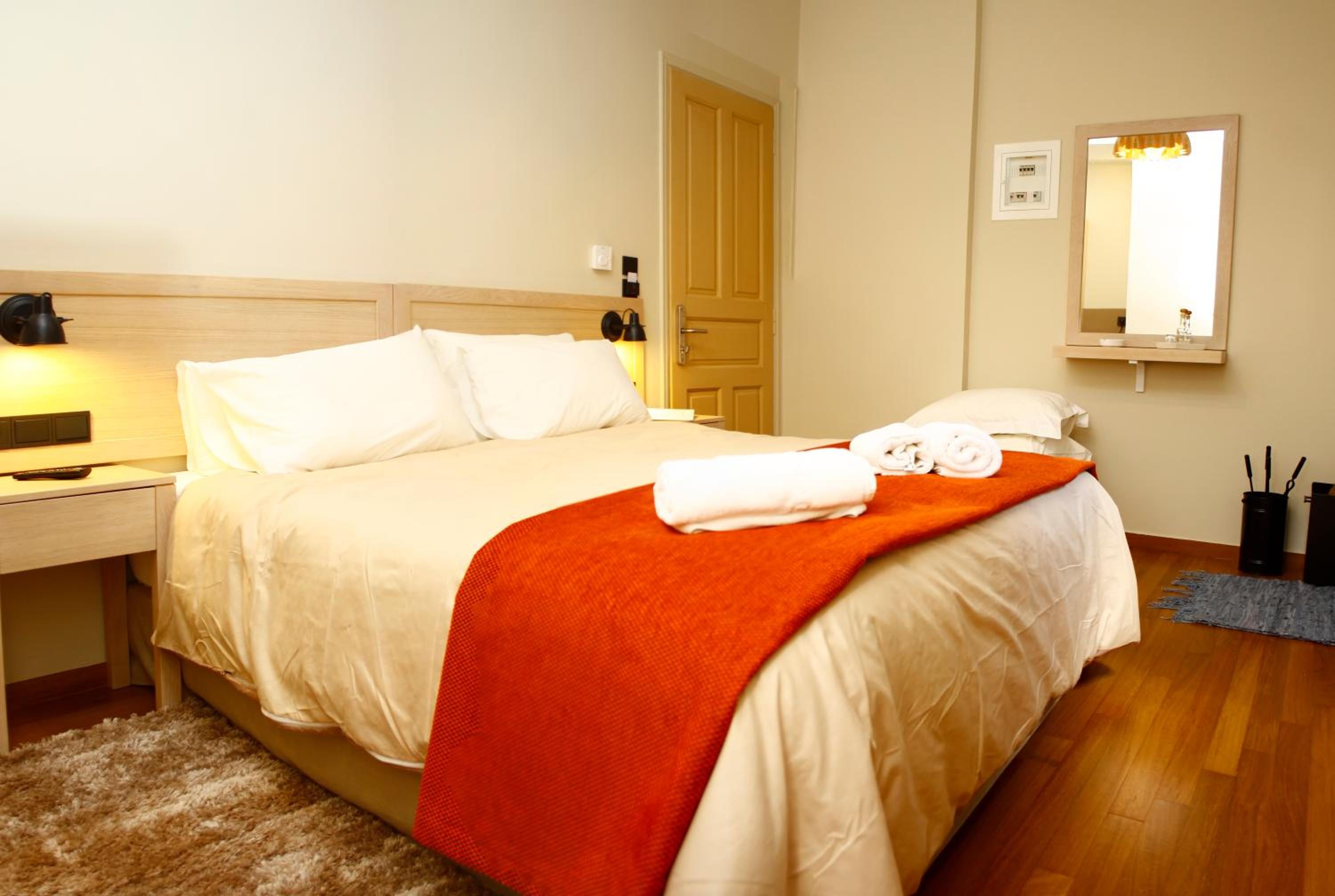 Double Room - Photo 6