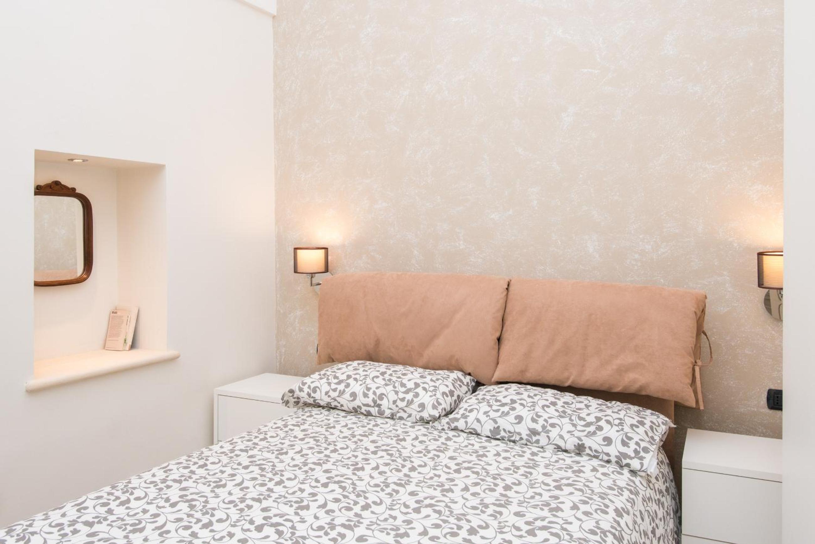 Two-Bedroom Apartment - Photo 12