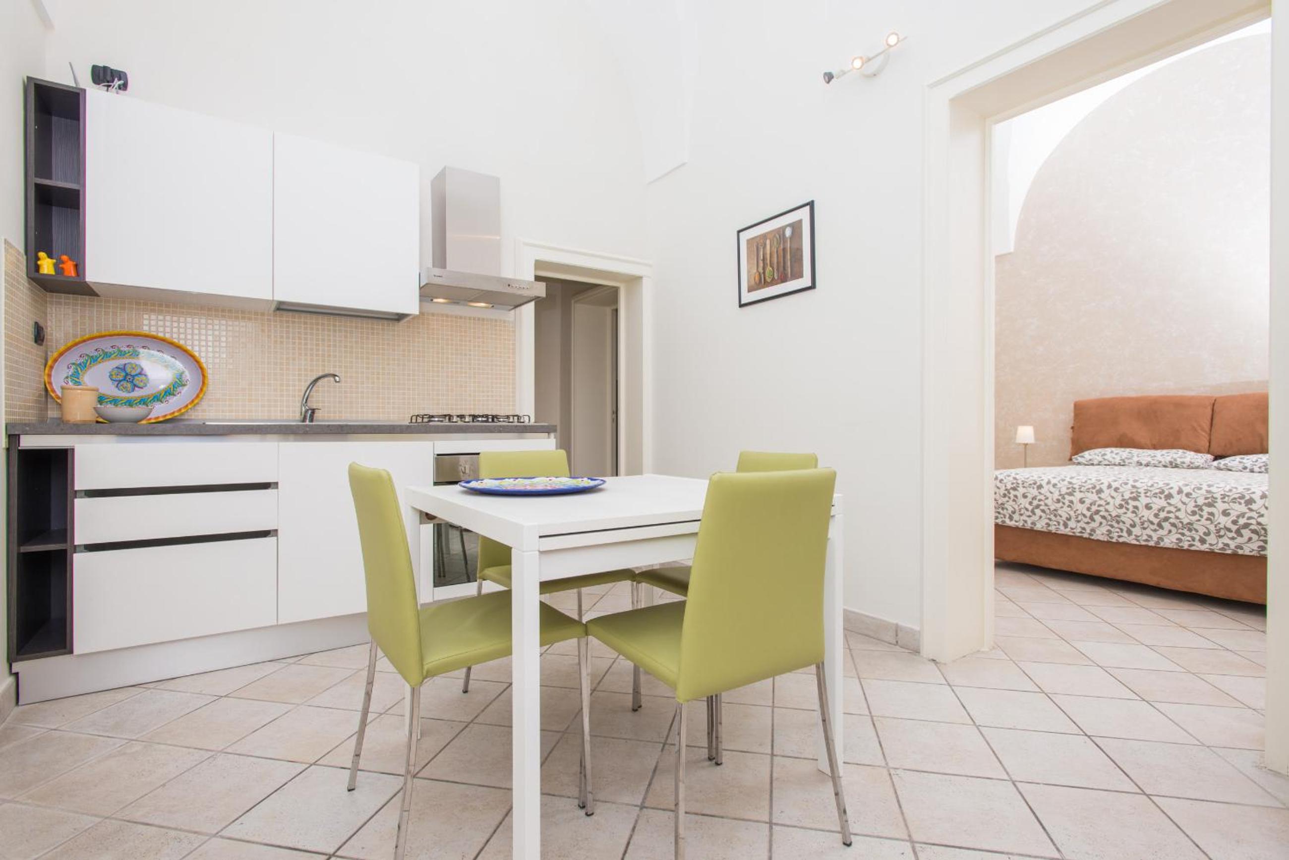 Two-Bedroom Apartment - Photo 25