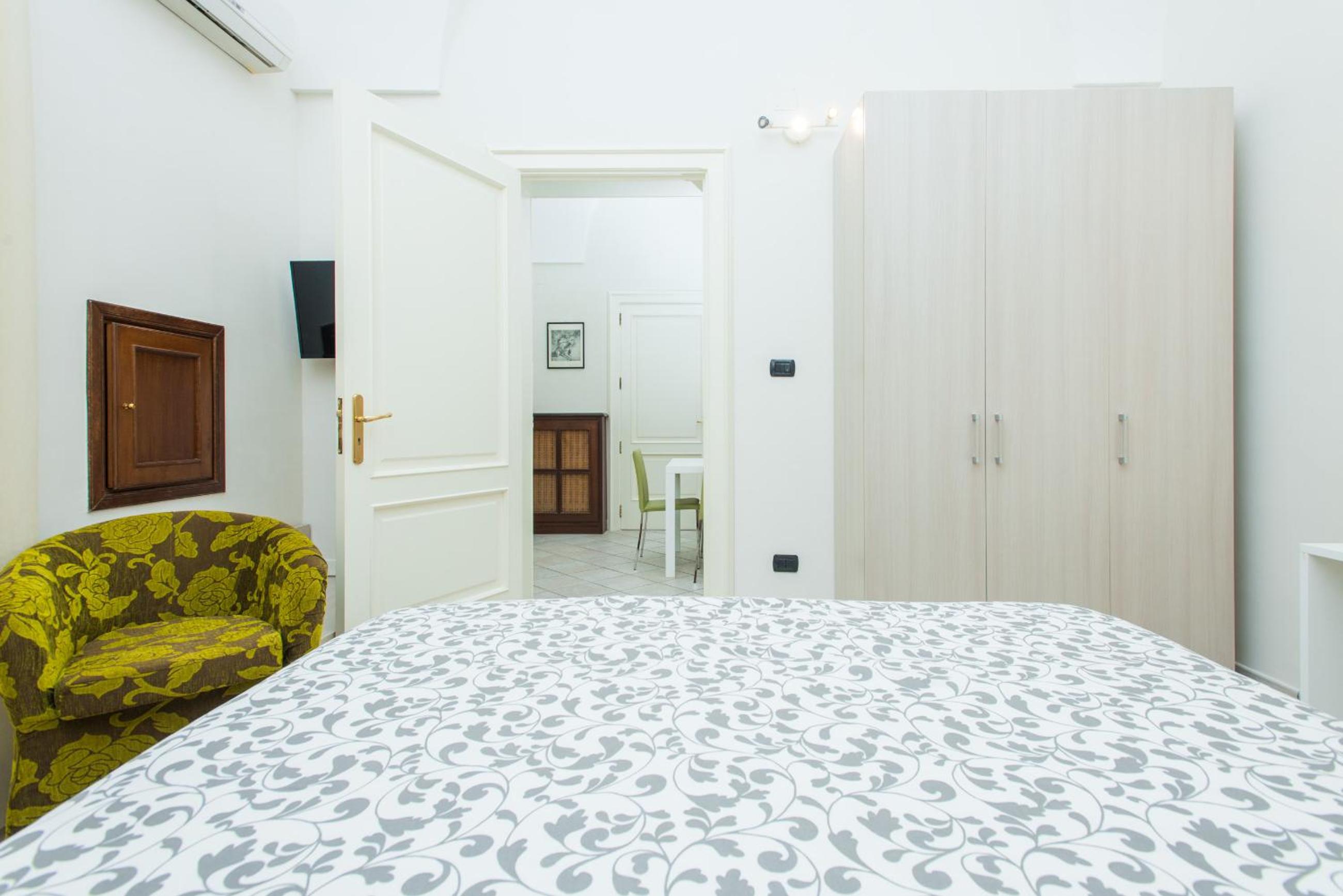 Two-Bedroom Apartment - Photo 34