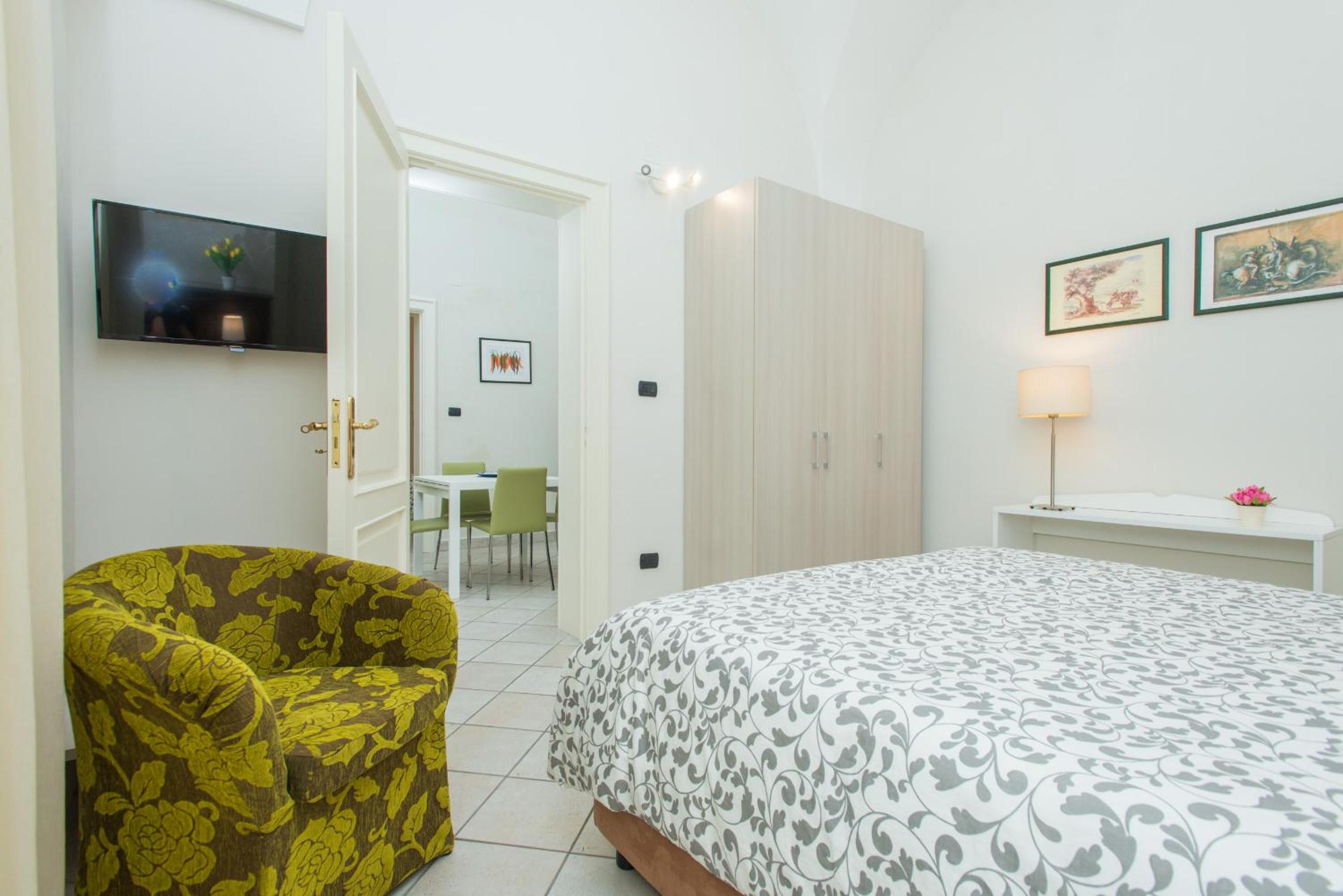 Two-Bedroom Apartment - Photo 33