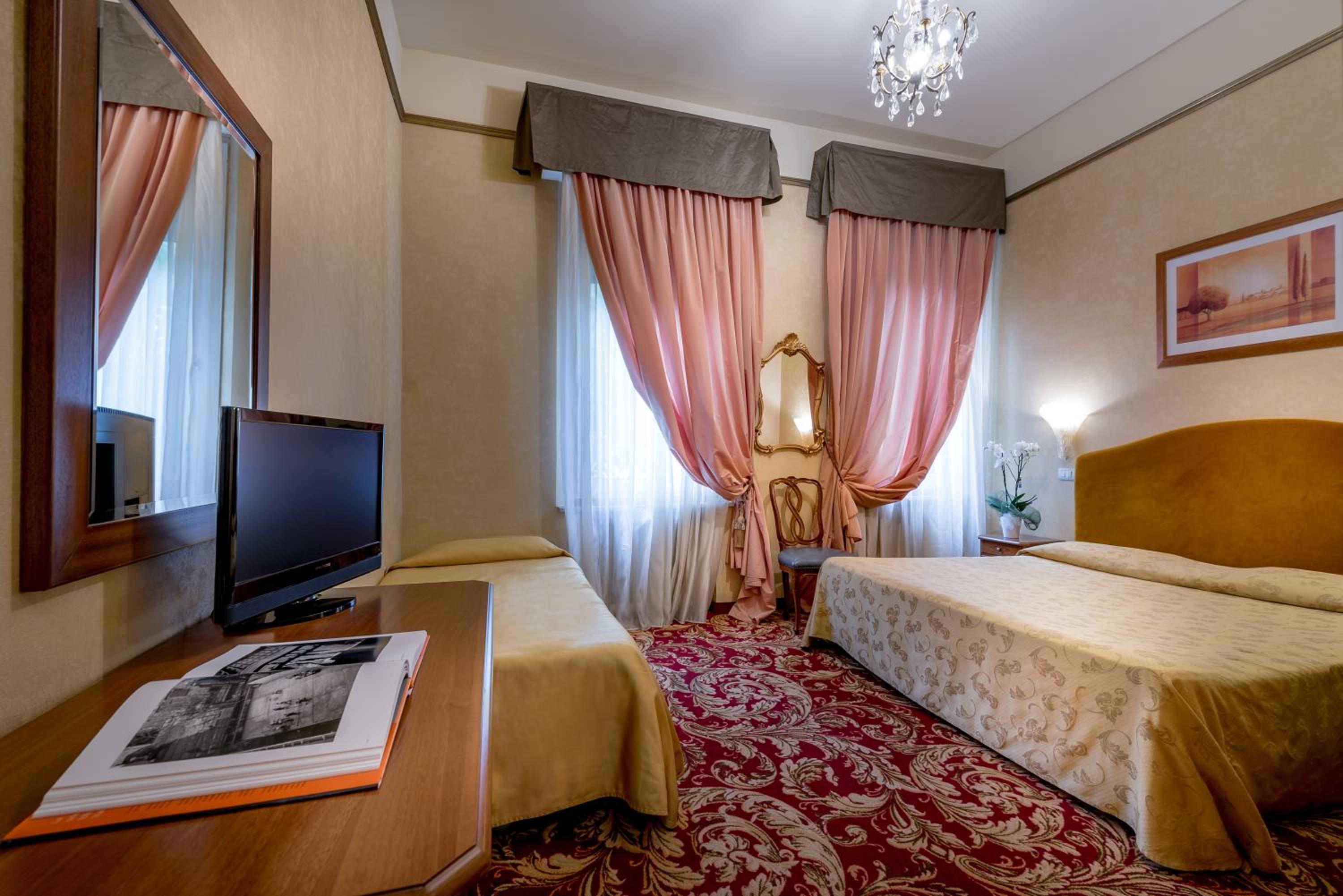 Triple Room photo 3