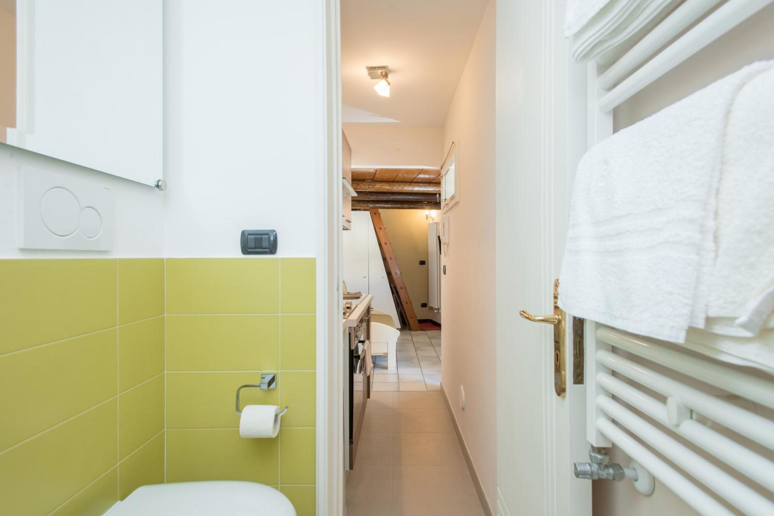 Studio with Terrace - Split Level - Photo 19