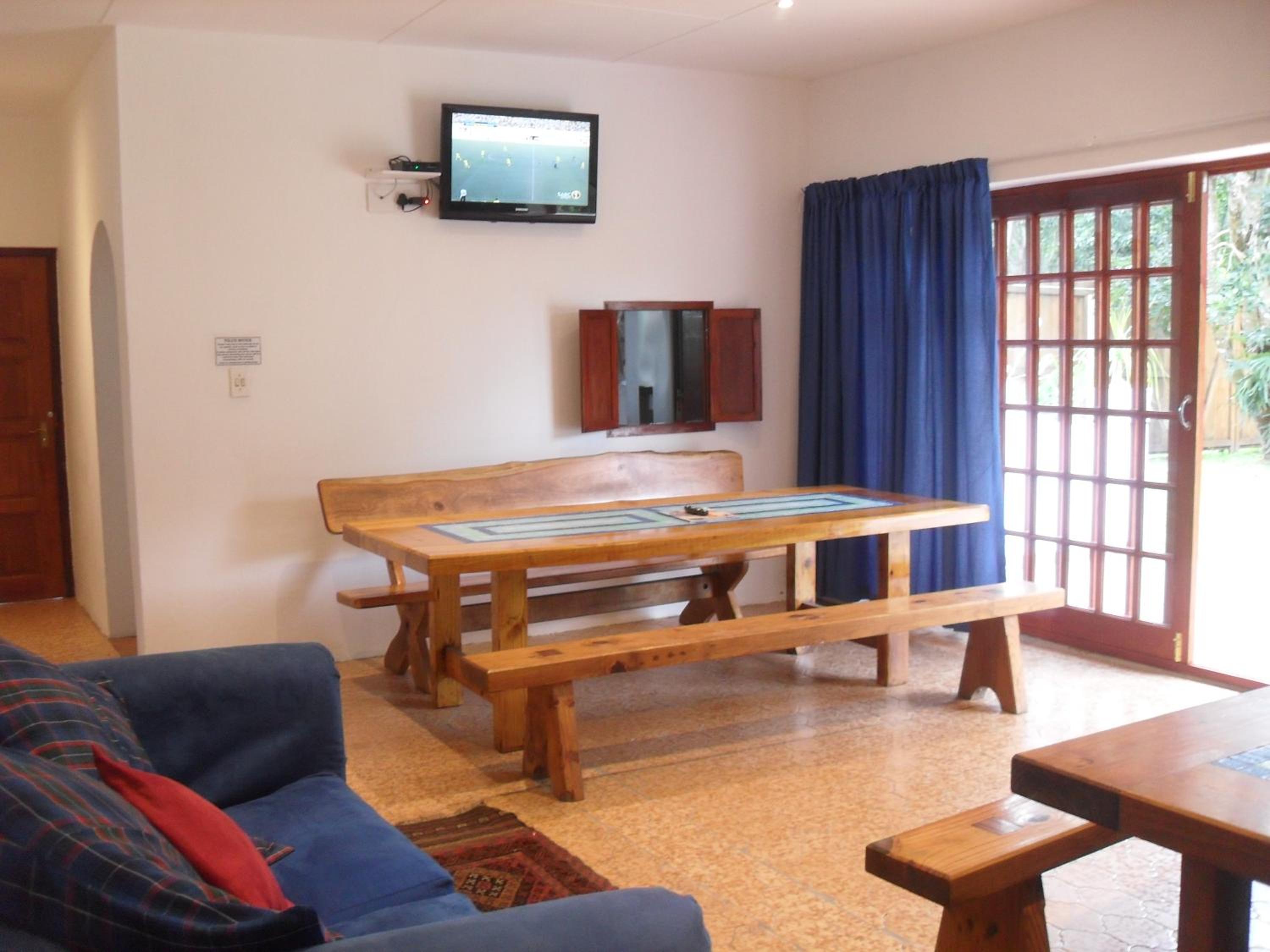 Three-Bedroom Chalet - Photo 7