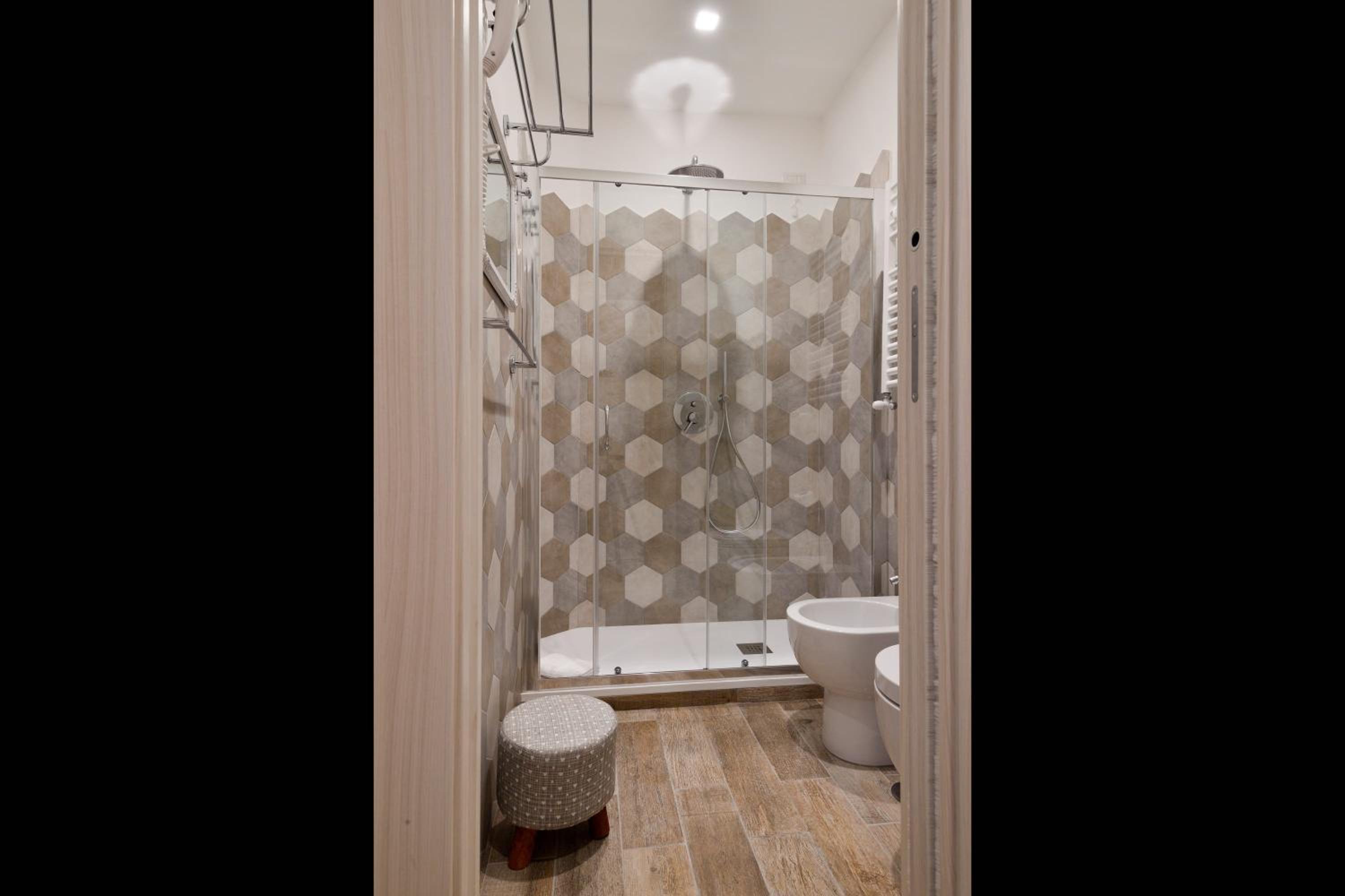 Superior Double or Twin Room photo 3
